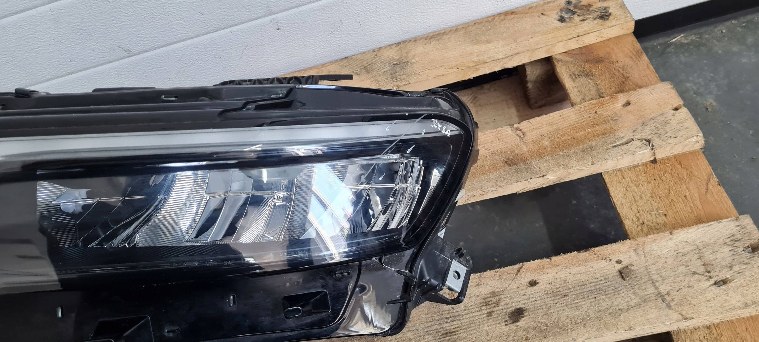 Jeep Grand Cherokee WL 2022 light left left front REFLEKTOR USA P68376993AG