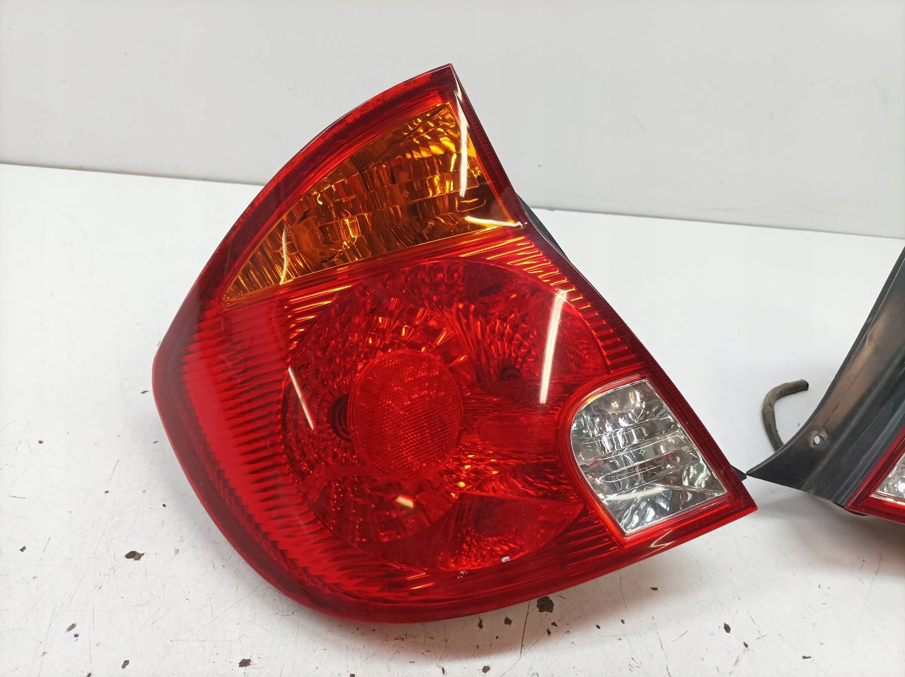 light rear part KOMPLET EUROPA Hyundai Accent II (1999-2005)