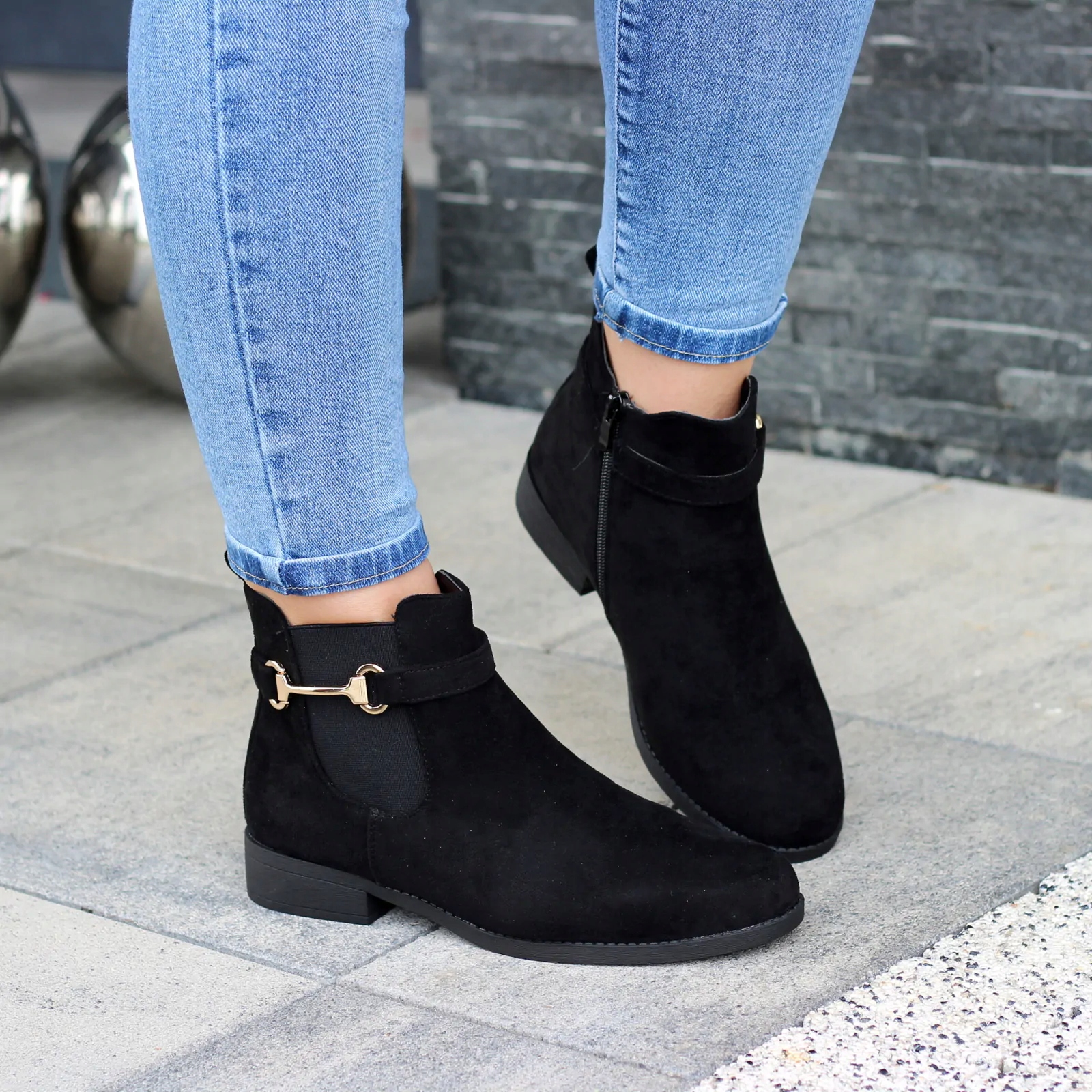 CZARNE ELEGANCKIE ZAMSZOWE BOTKI SZTYBLETY Z GUMĄ Marka inna