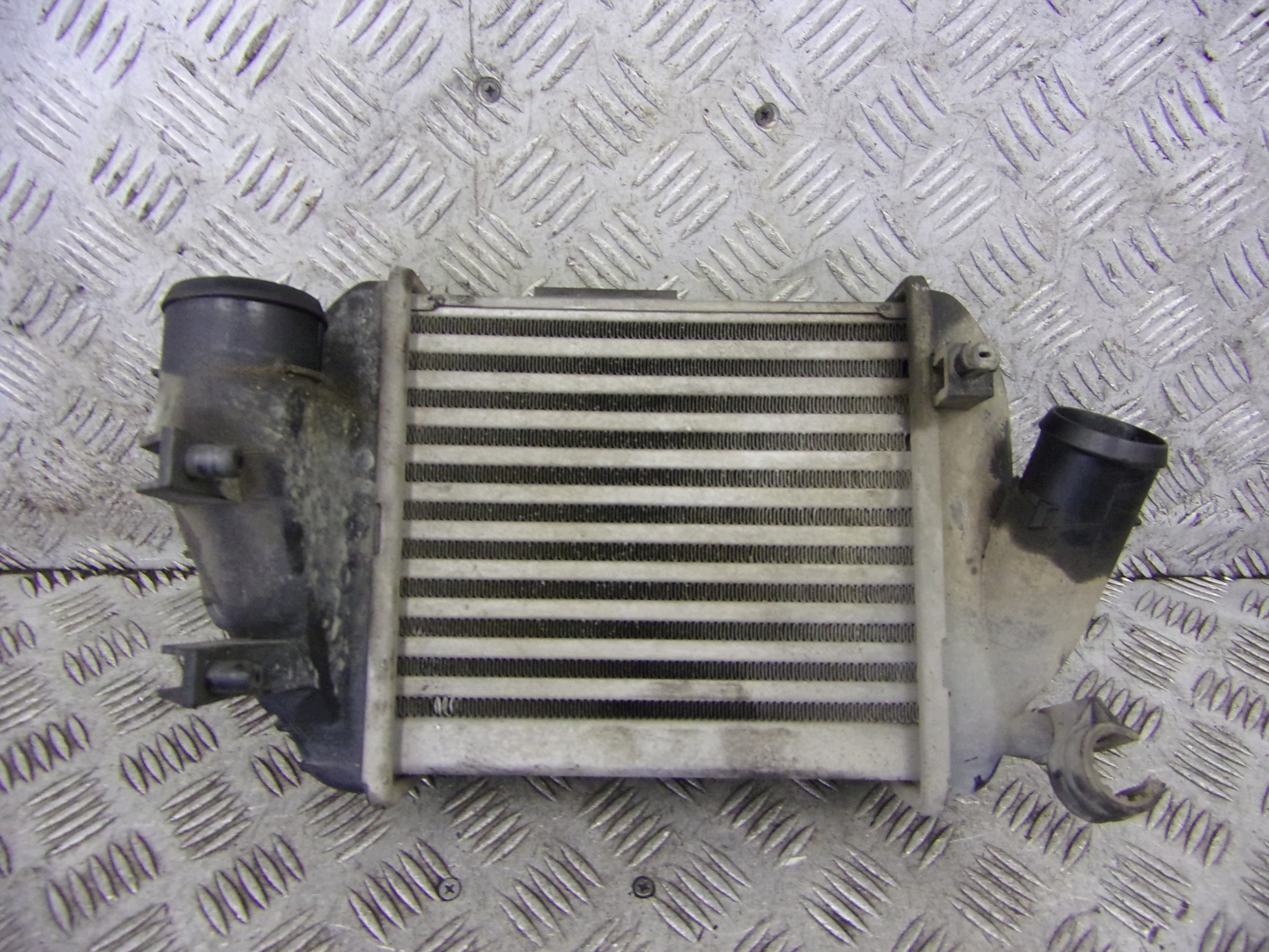 INTERKULER INTERCOOLER AUDI A4 B6 2.5 TDI