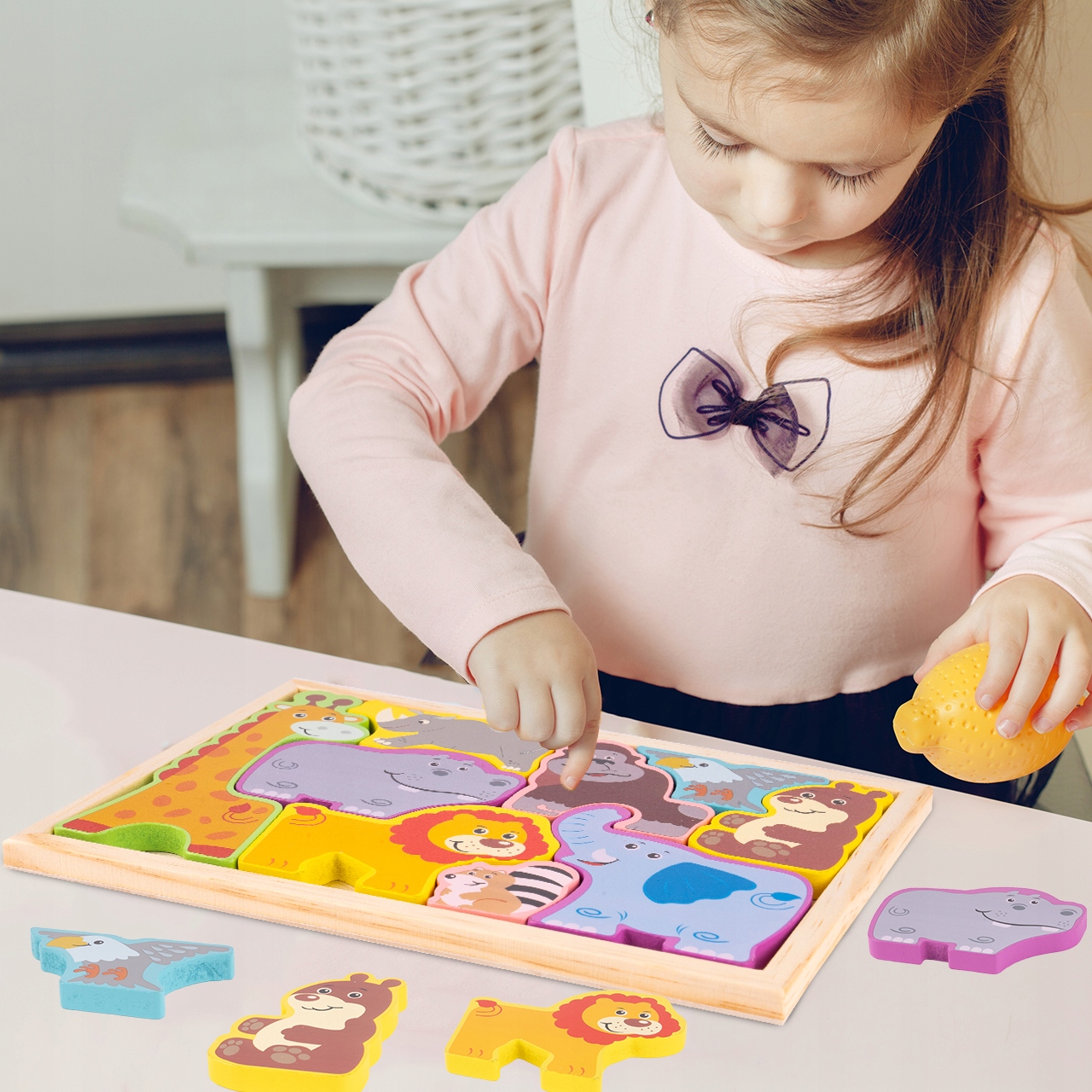 DREWNIANE PUZZLE UKŁADANKA ZWIERZETA ZWIERZĄTKA LEW SŁOŃ ZOO DLA DZIECI Liczba elementów 10 szt.