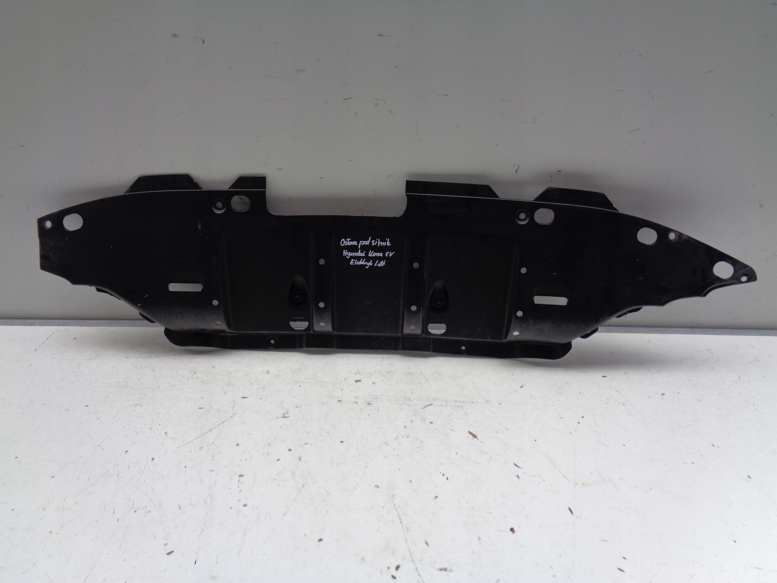 cover below engine HYUNDAI KONA EV ELEKTRYK LIFT