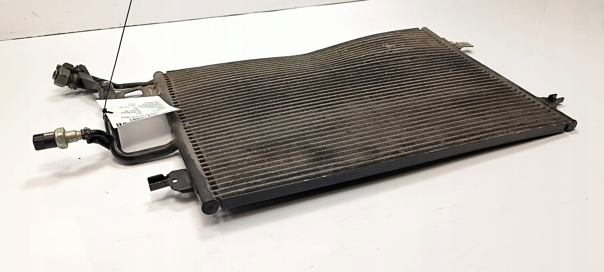 Radiateur climatisation 8D0260401H VOLKSWAGEN PASSAT B5