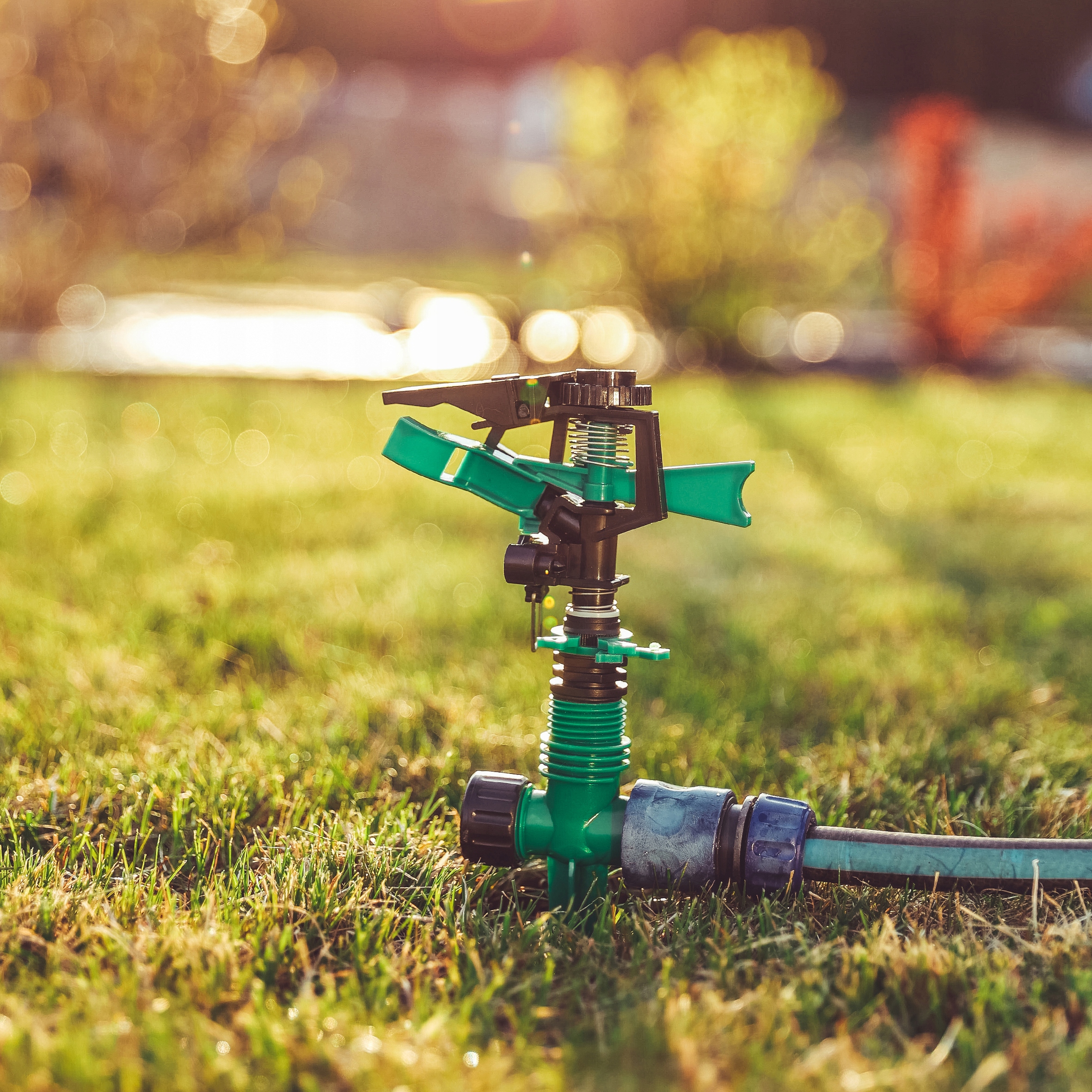 Wbijany zraszacz ogrodowy pulsacyjny Marka inna