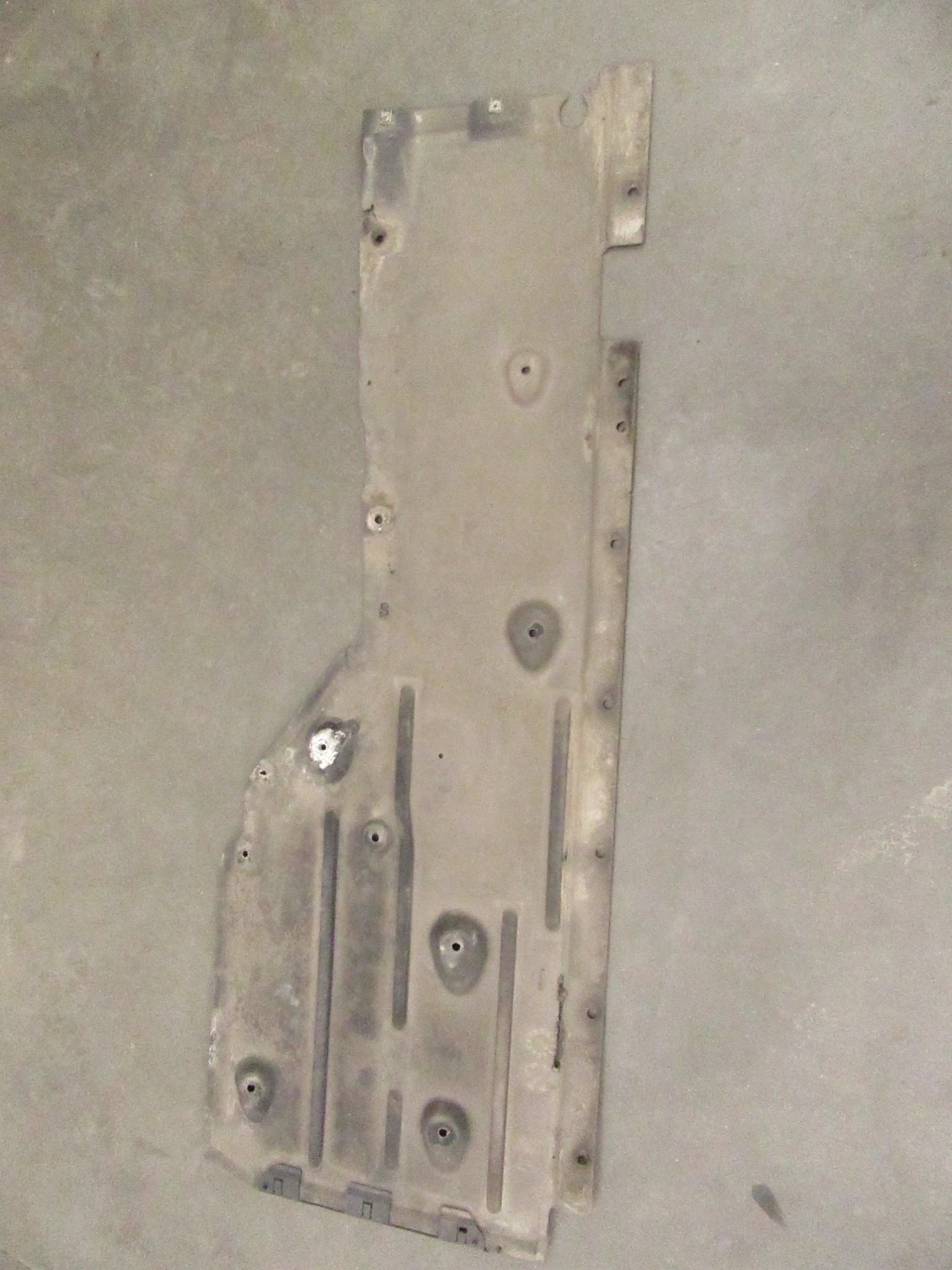 cover lower chassis right BMW e84 e90 e91 sedan KOMBI