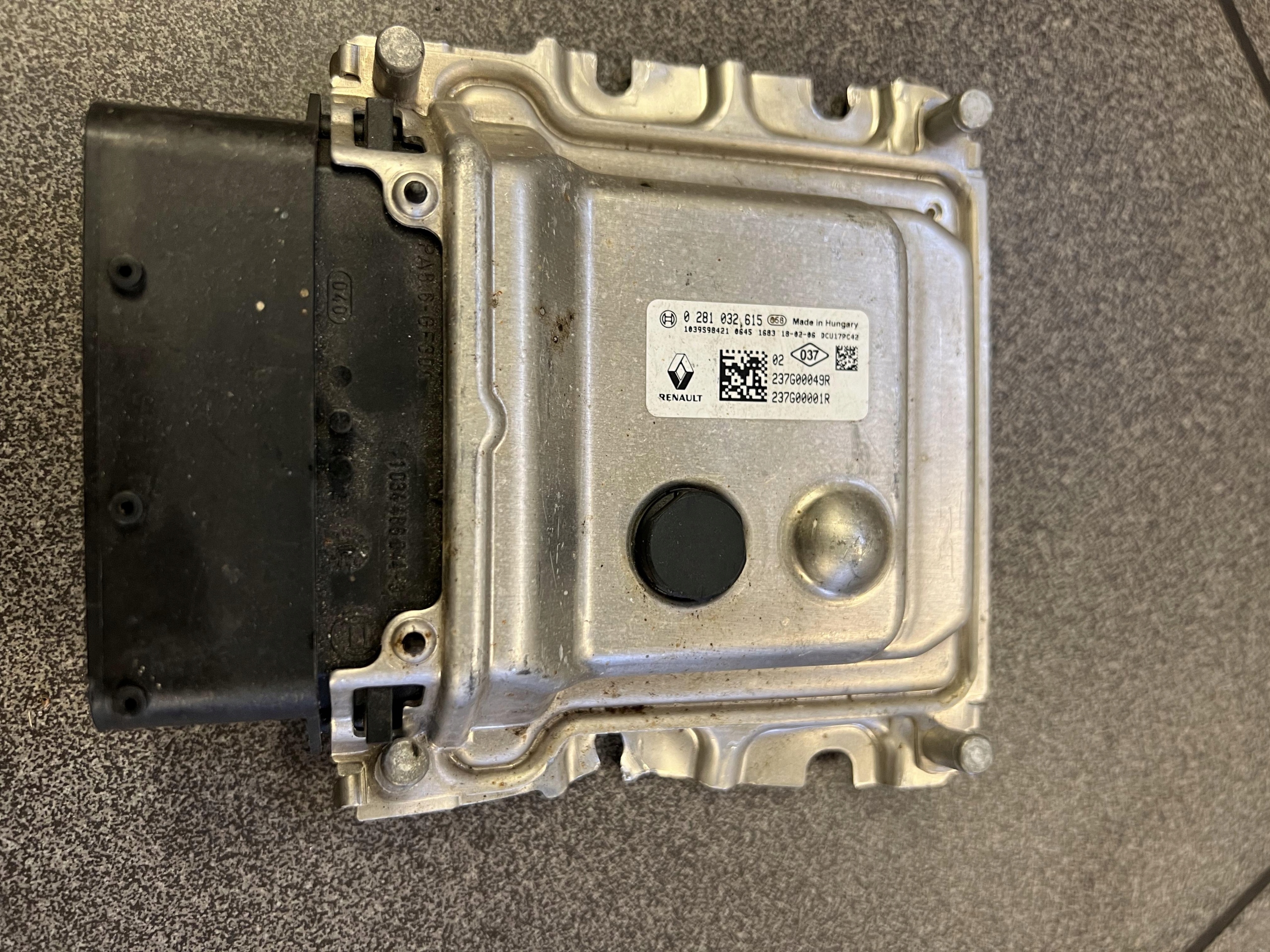 RENAULT TRAFIC III MODUŁ STEROWNIK ADBLUE 0281032615