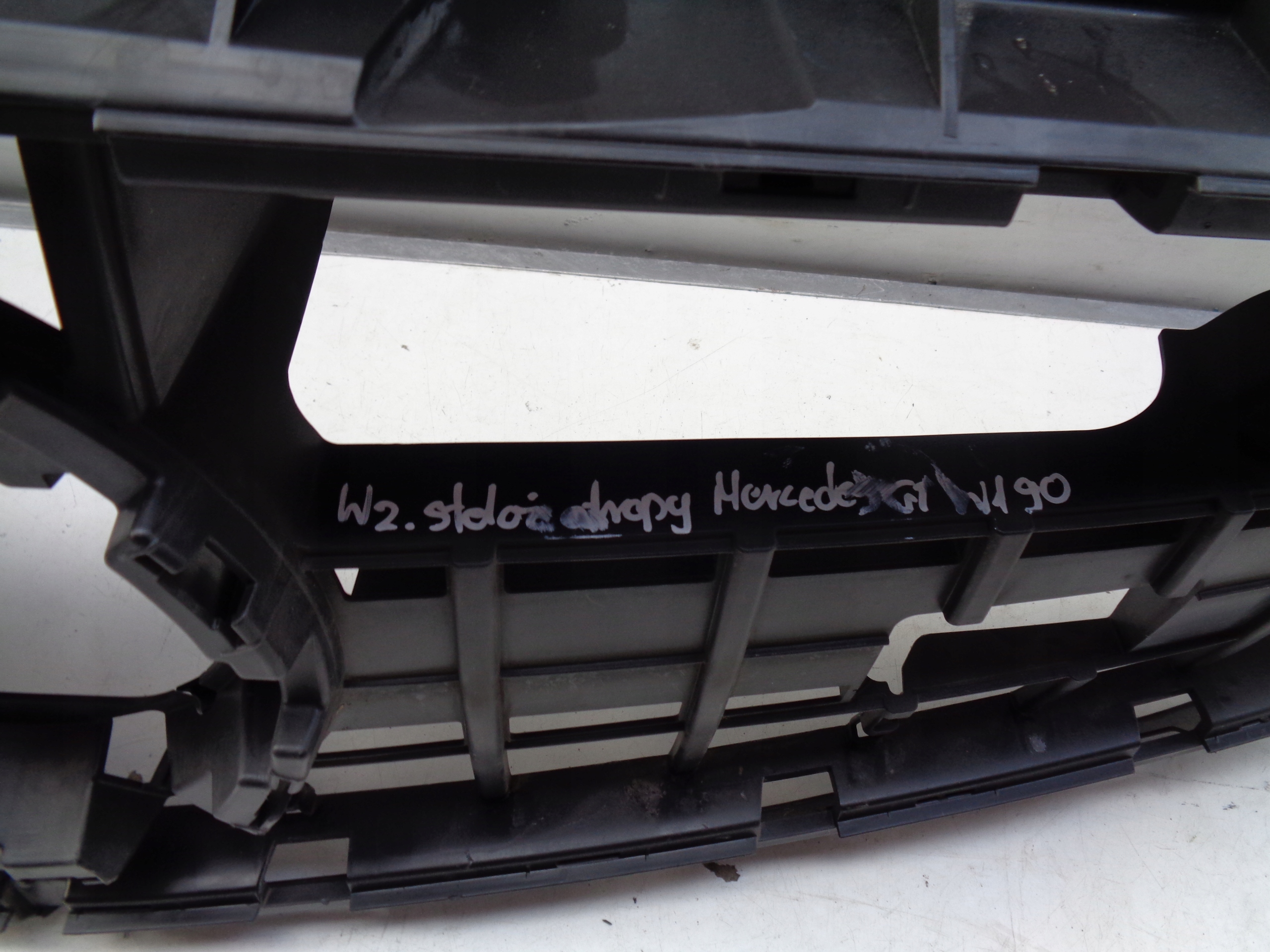 pillar of a bumper grille support MERCEDES GT W190