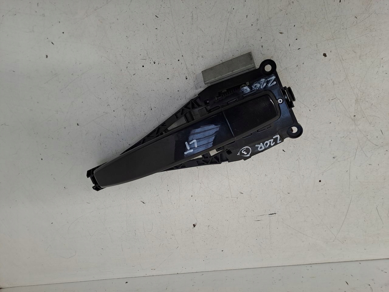 handle rear part rear left Opel Astra J 2,0 CDTI