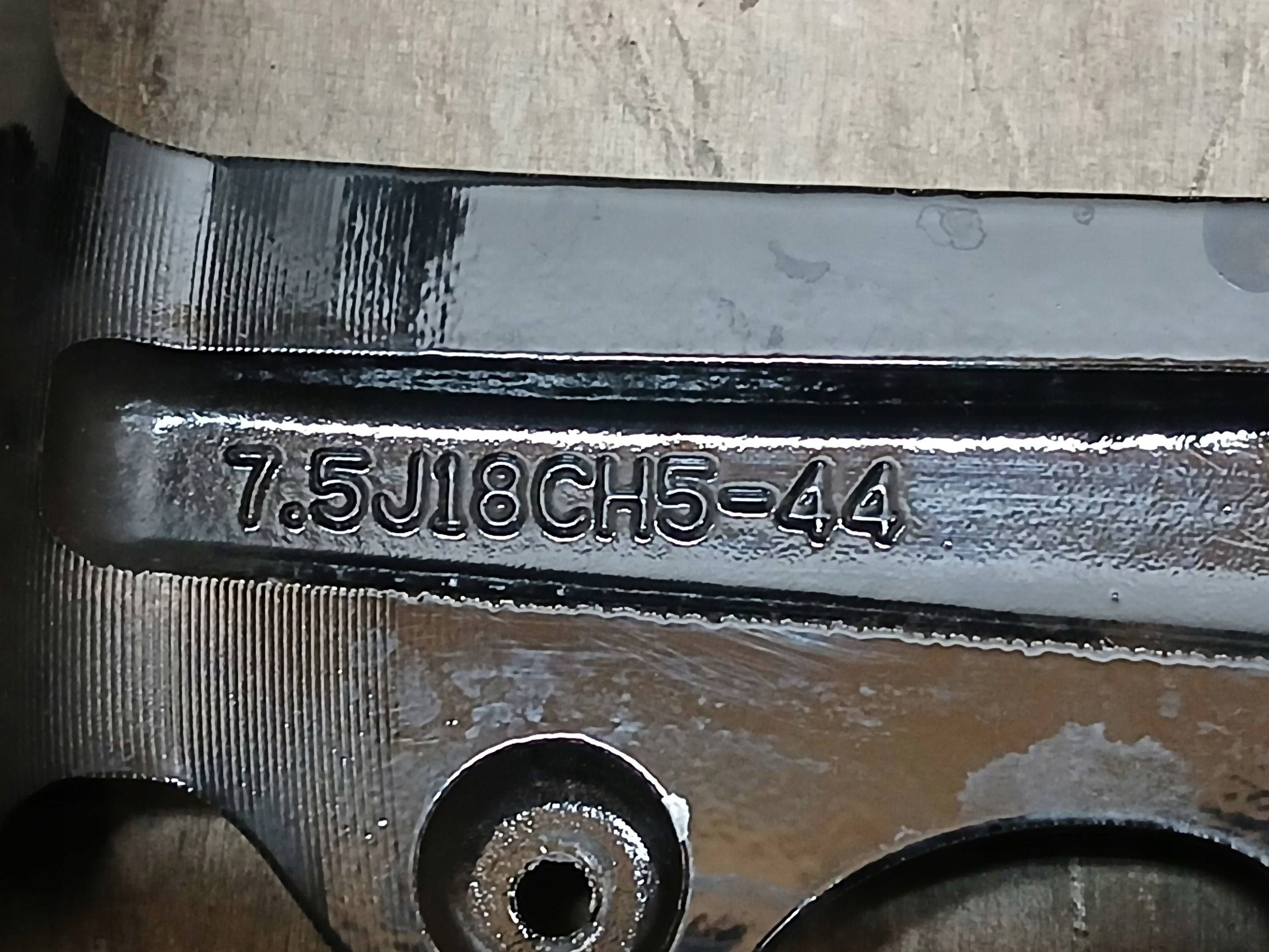 disk hliníkový OPEL 7,5J 18" ET44 5X108 01021C08