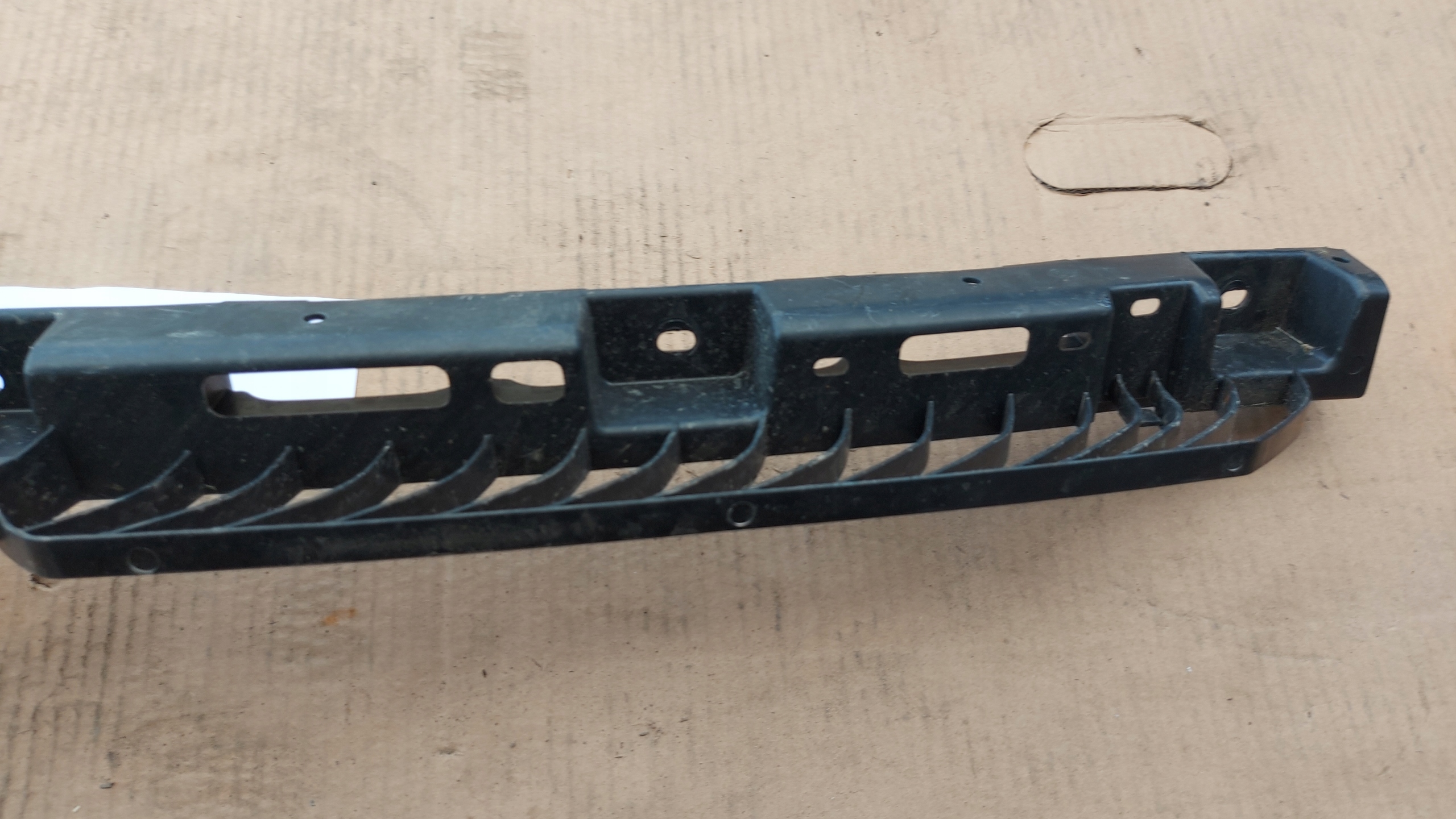bumper bracket central rear part SKODA SCALA 19