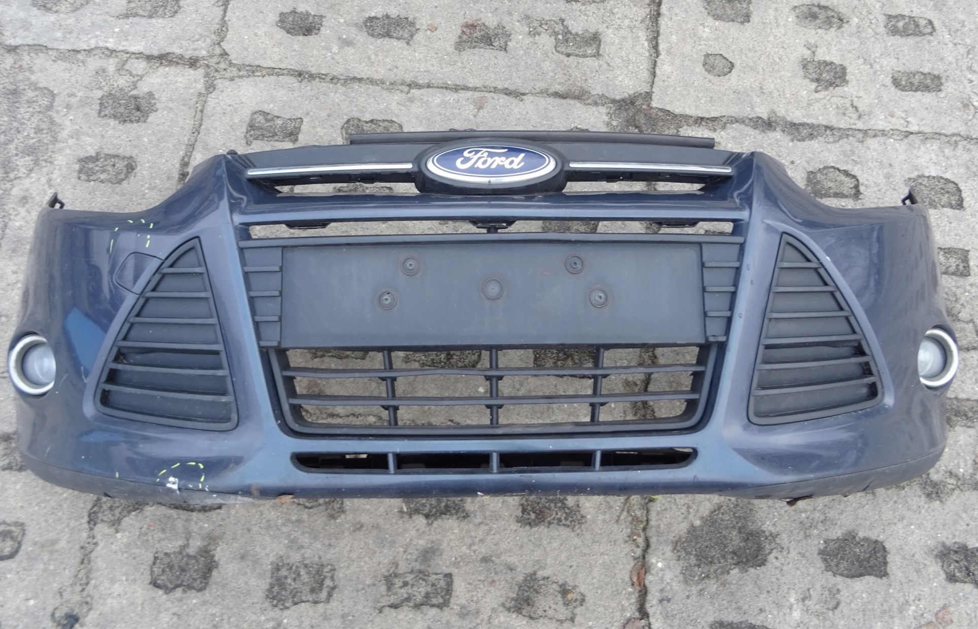 FORD FOCUS MK3 nárazník předek přední
