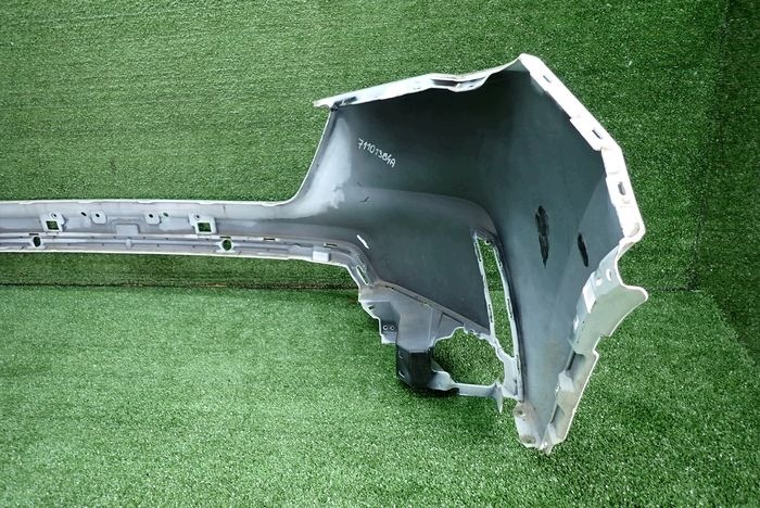 HONDA HR-V HRV 23- front bumper front