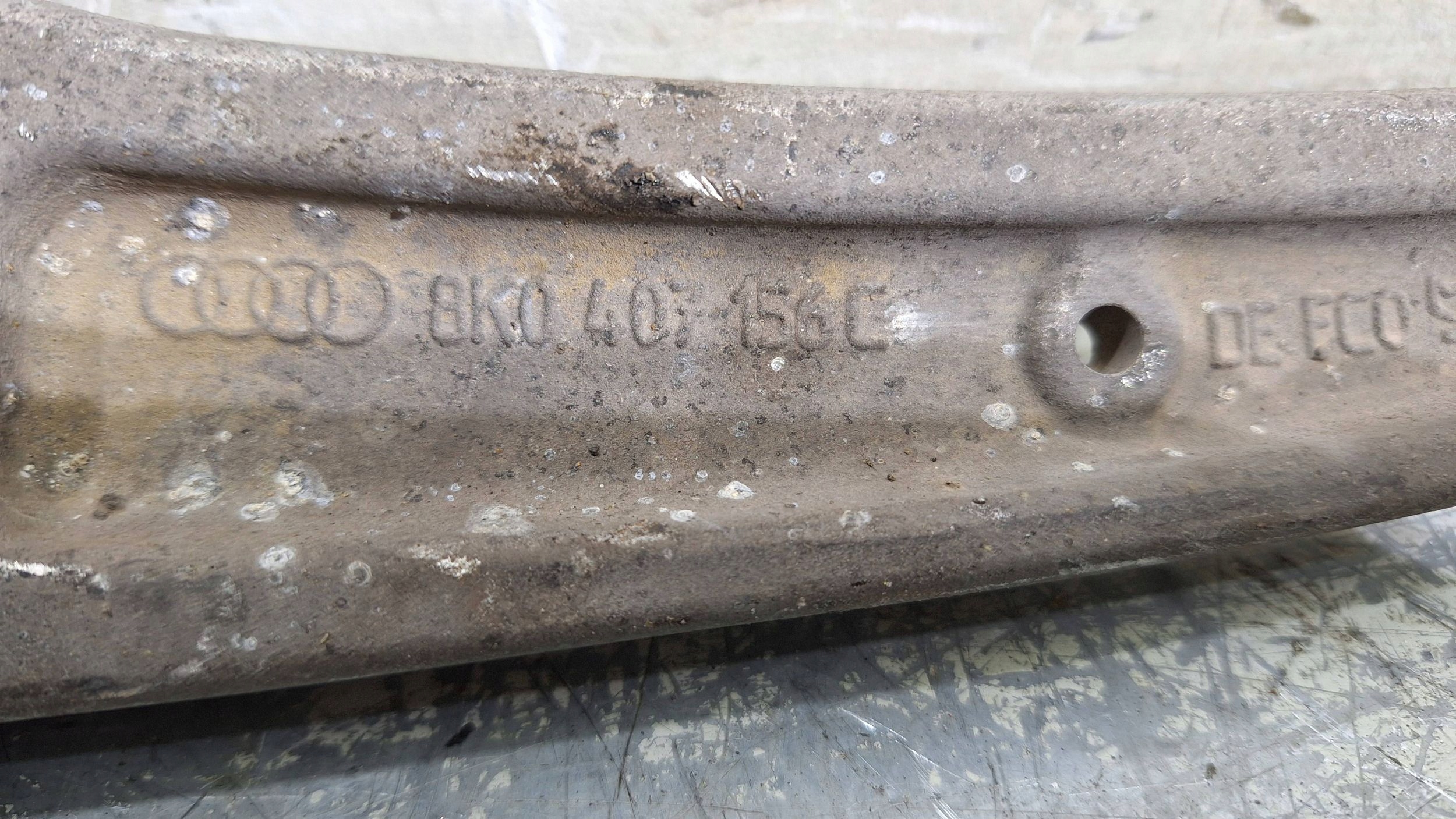 arm right front 8K0407156C AUDI A4 B8 A5 8T Q5 8R A6 C7