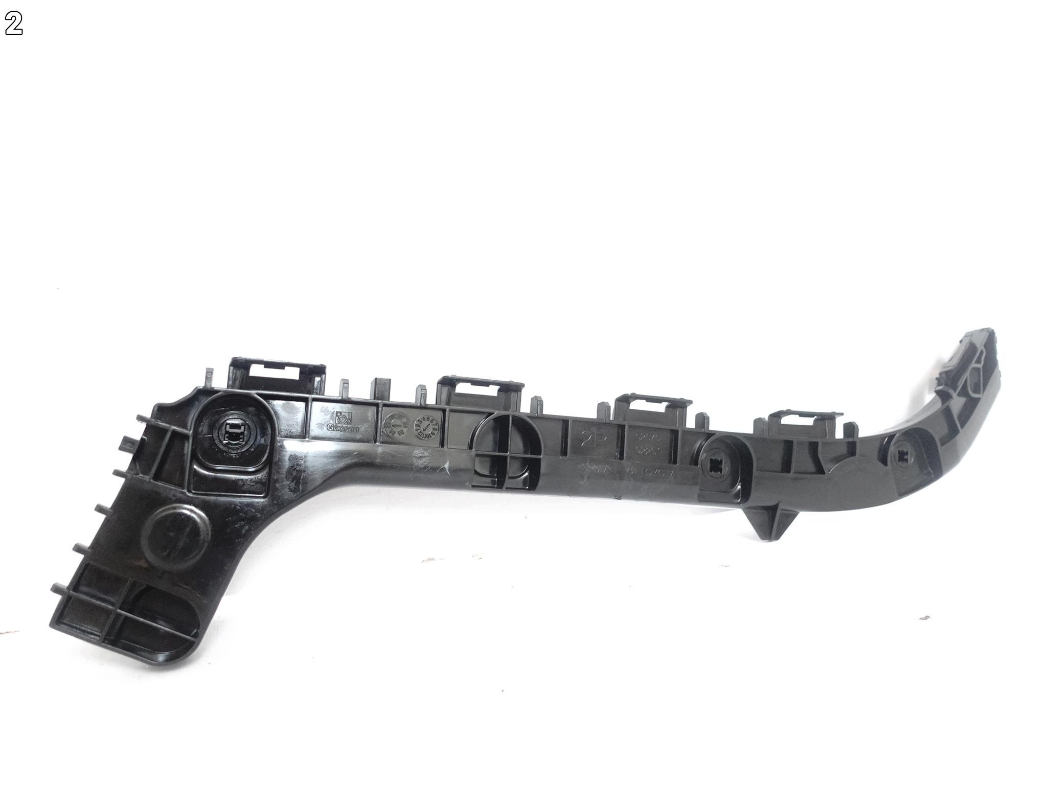 TOYOTA COROLLA E21 E210 XII KOMBI 18- support holder W bumper rear part right
