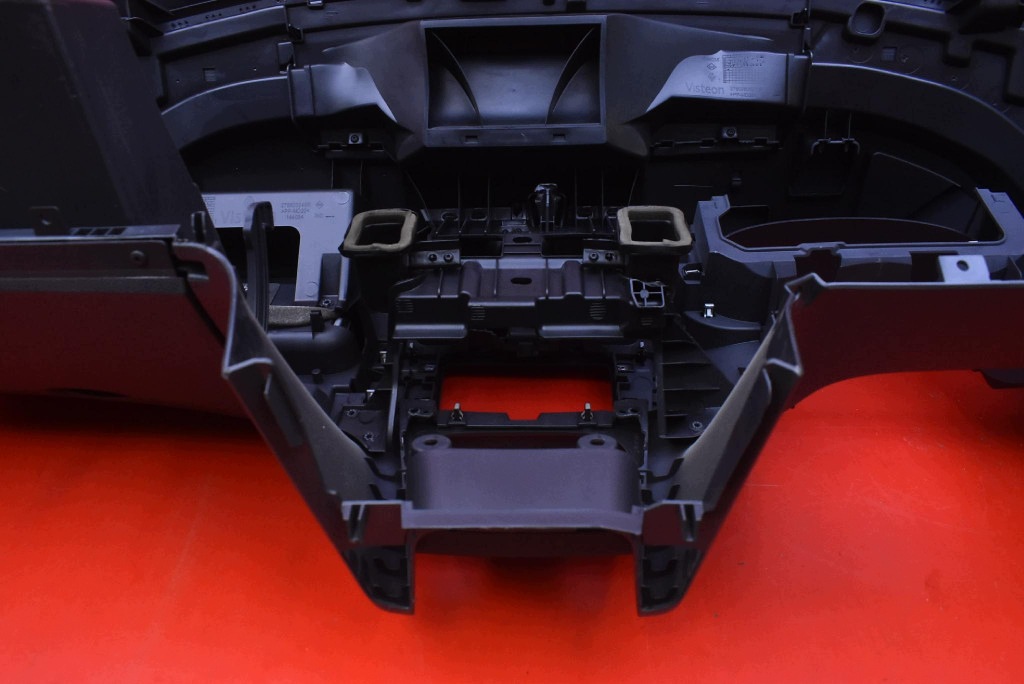 dashboard instrument panel console cockpit airbag EU DACIA SANDERO 2 II 13-16