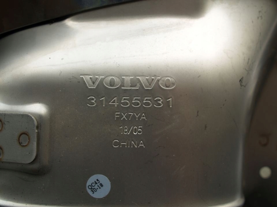 Volvo V60 TERMINALE dello scarico Destro v 60 18r
