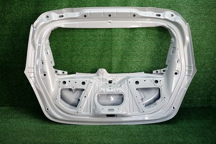 LANCIA YPSILON LIFT 18- boot doors rear part