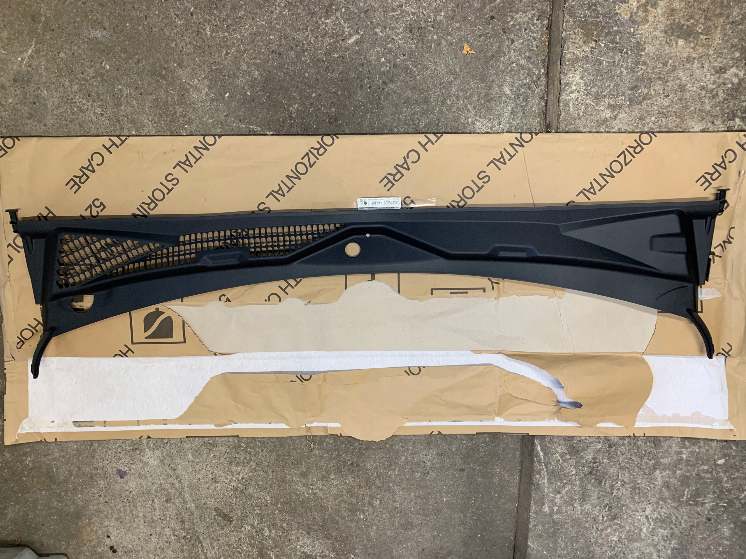 PODSZYBIE VW AMAROK 2H1819403B NOWE OE