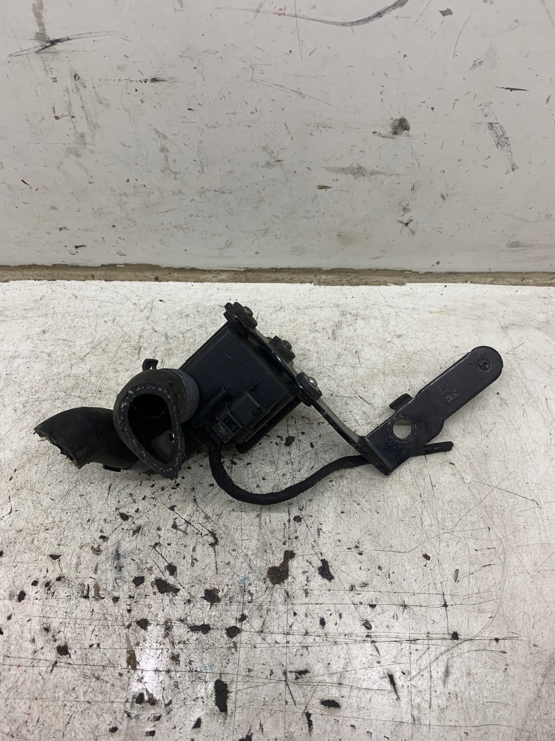 pumpa pumpa vode 5N0965561 AUDI A3 8P 2.0 TDI CFF 08-13
