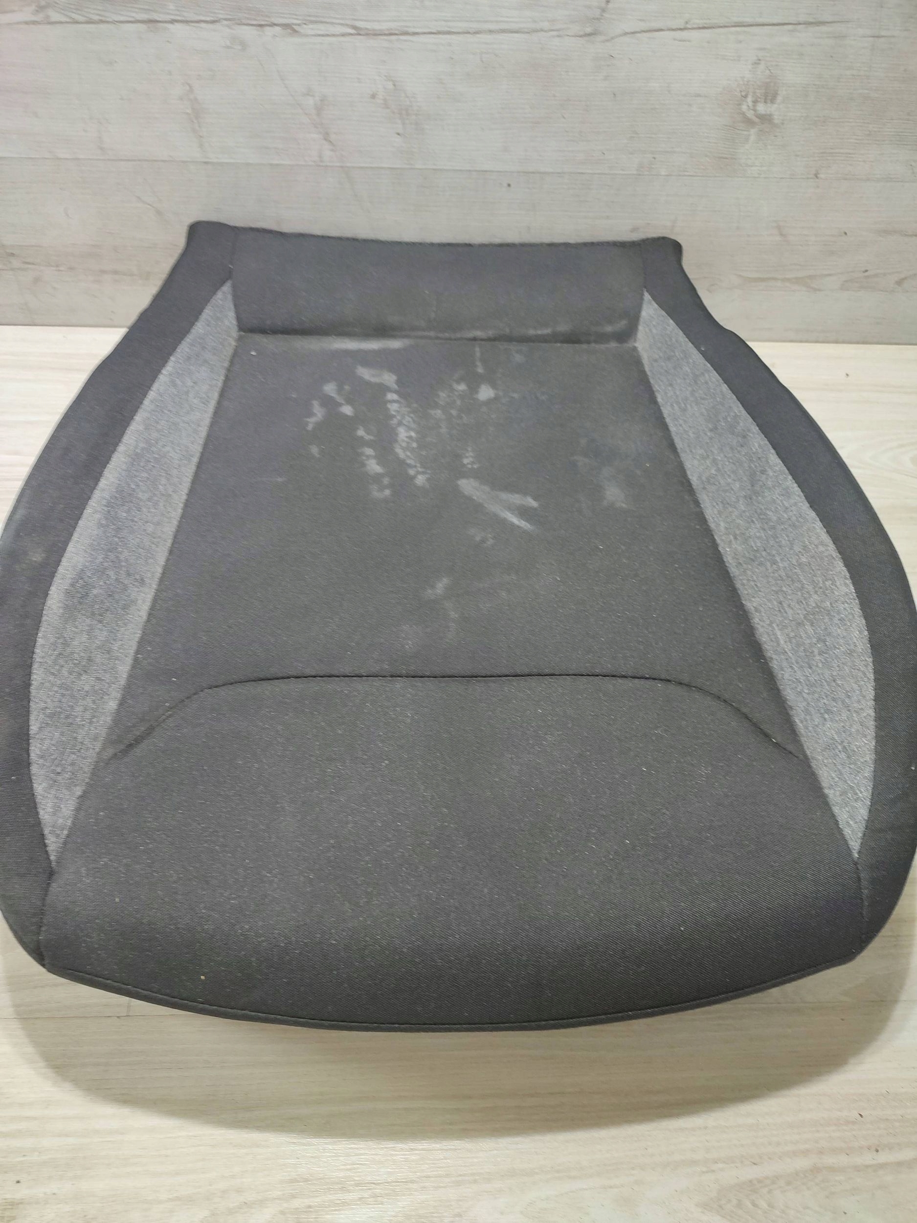 Skoda Scala 2020 front side left side seat