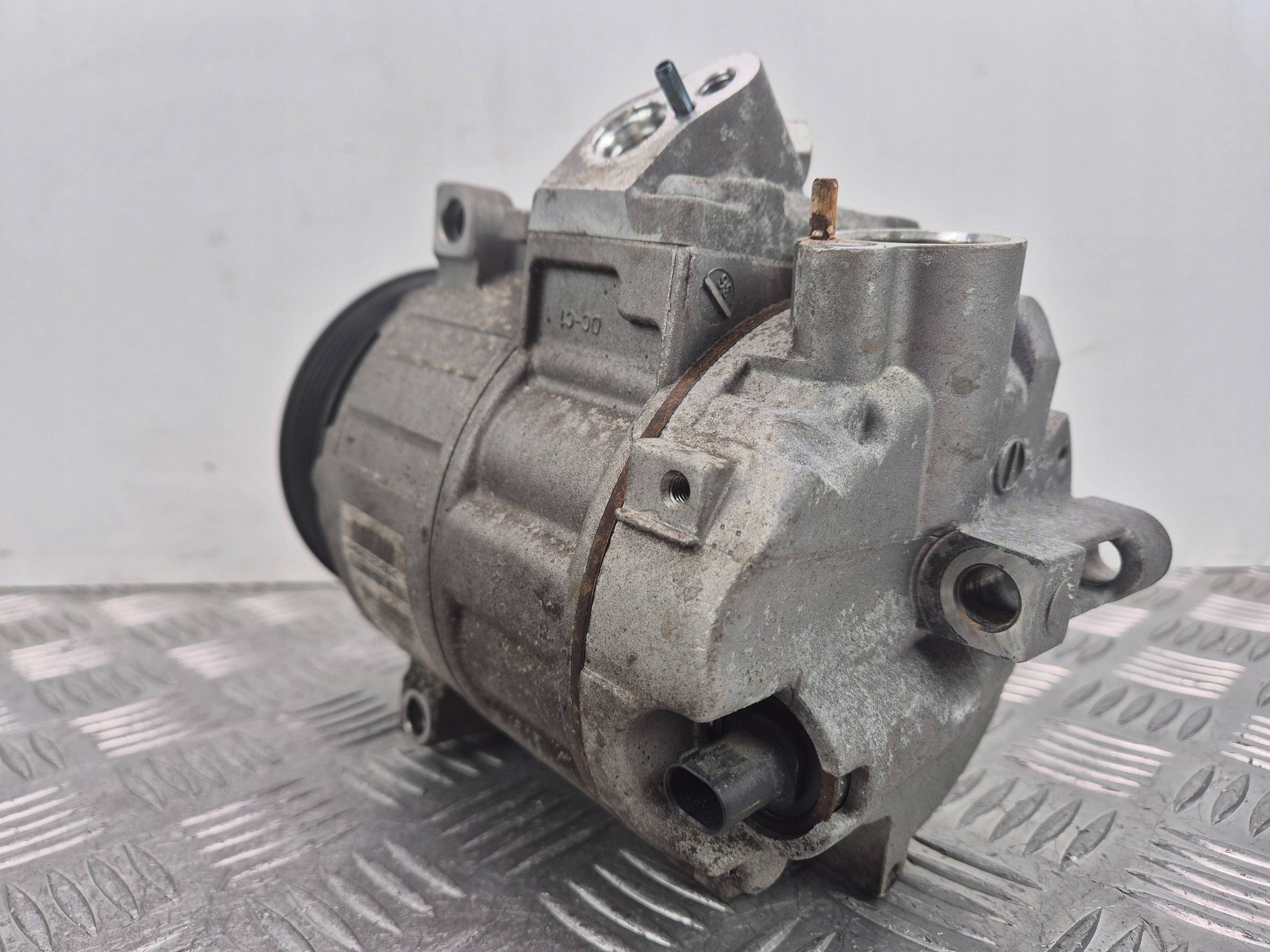 Mercedes E200 CGI W212 Klimakompressor klimaanlage A0022304511