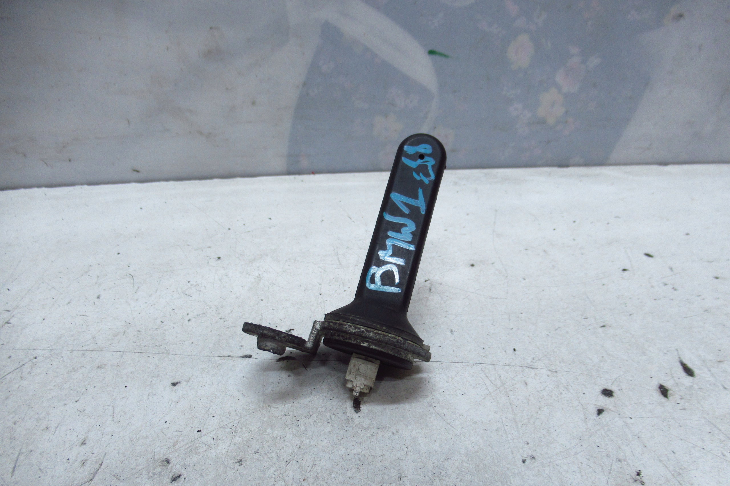 BMW E88 09R Antenne TELEFONU 9225142