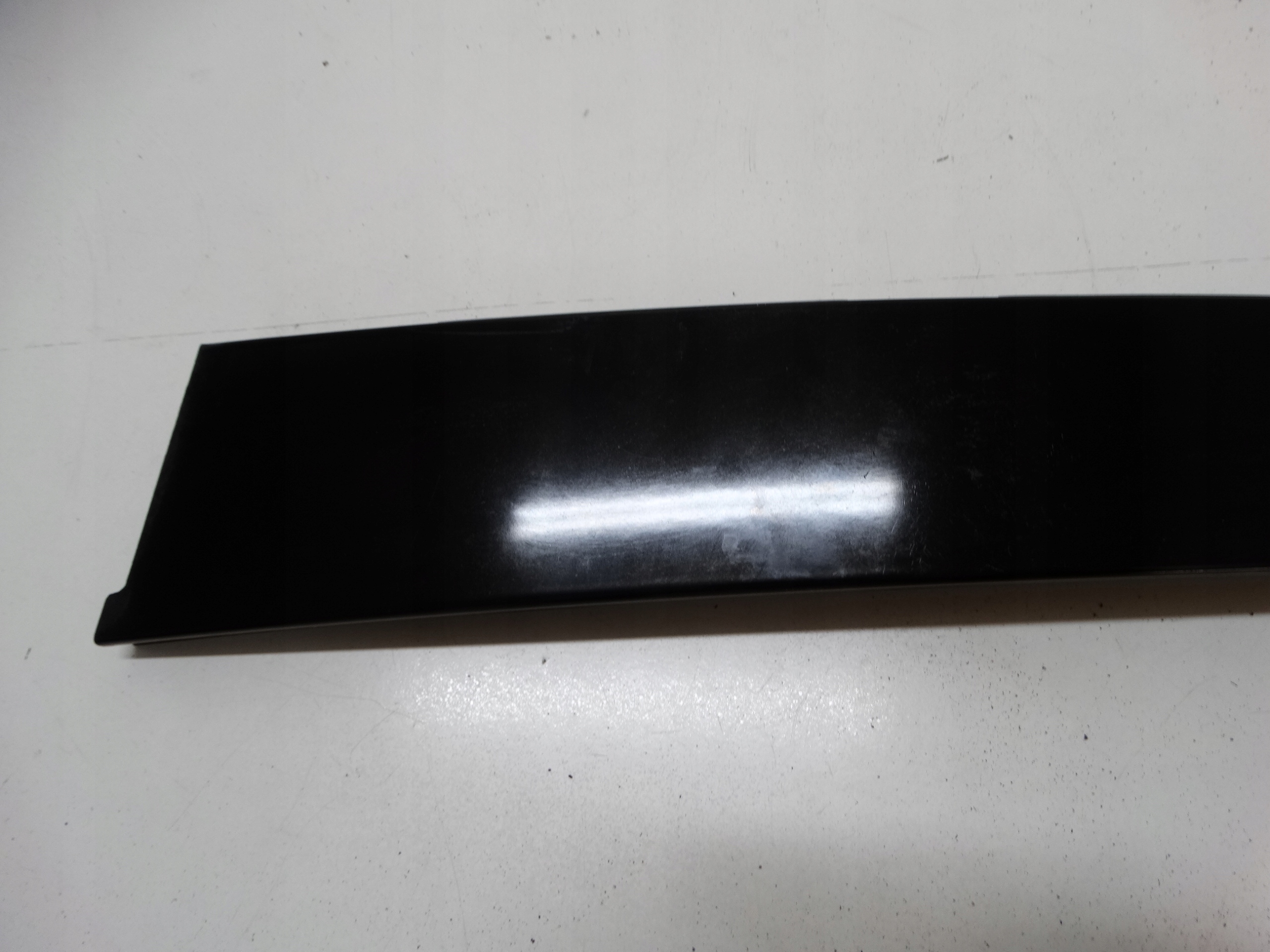 moulding pillar door right rear part RENAULT LAGUNA III
