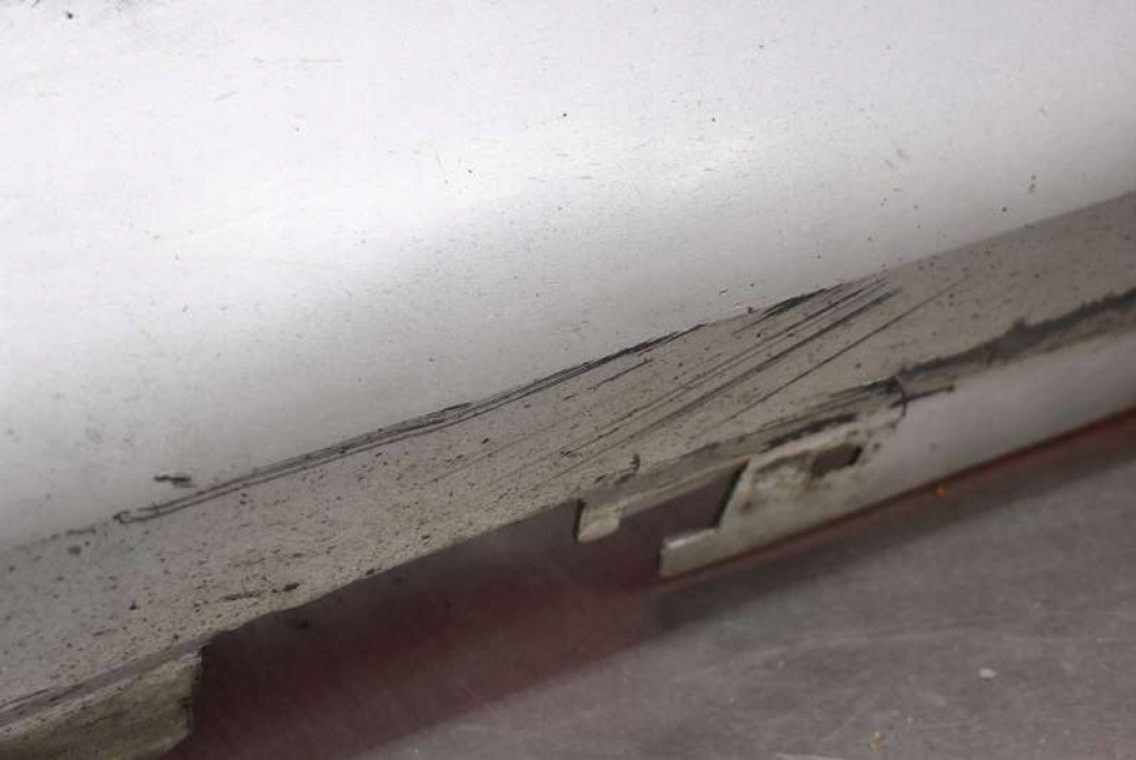 threshold right 354/7 BMW E93 E92 04-10