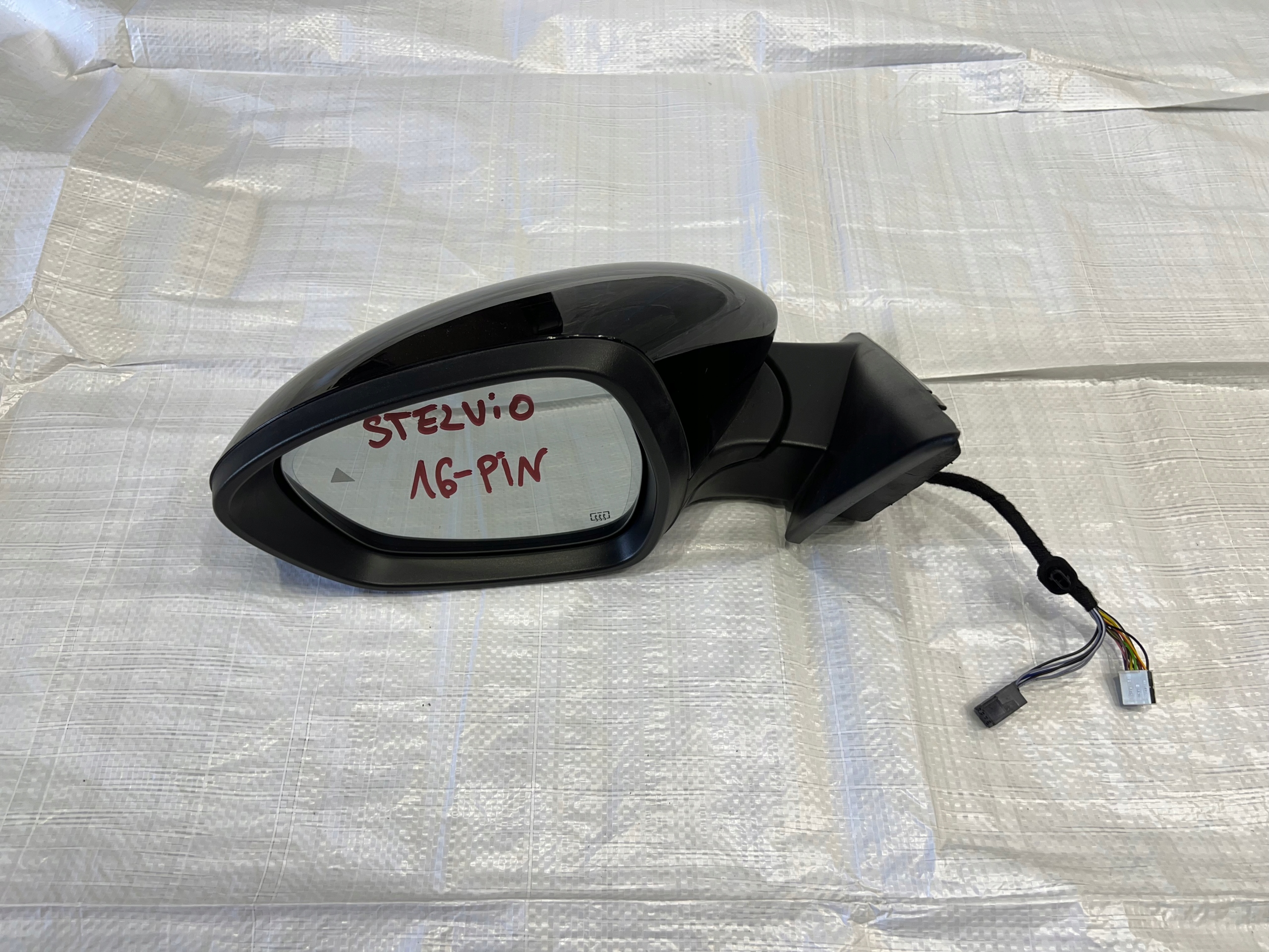 ALFA ROMEO STELVIO LUSTERKO LEWE 16-PIN