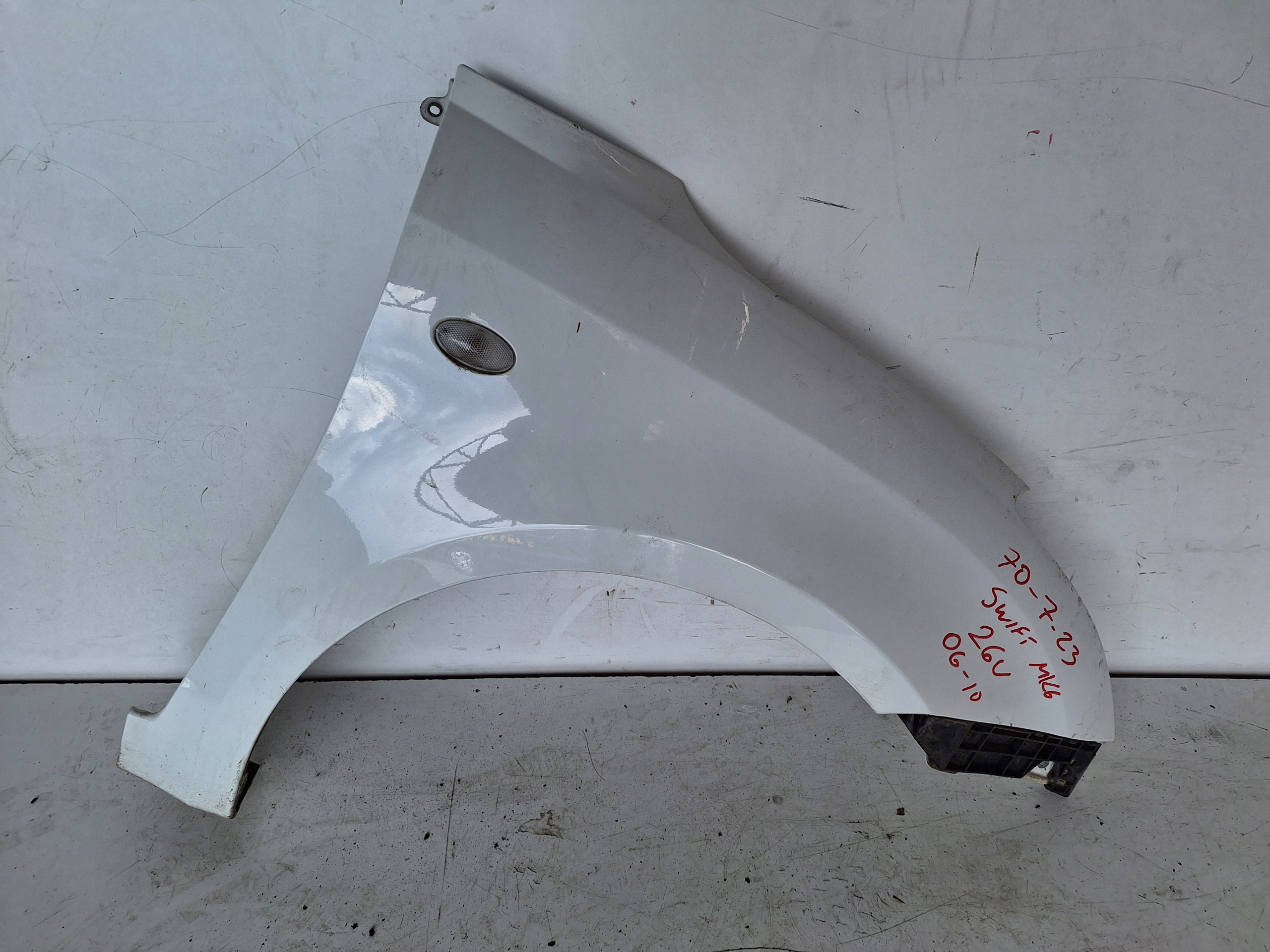 SUZUKI SWIFT MK6 05-10 parafango Destra 26U