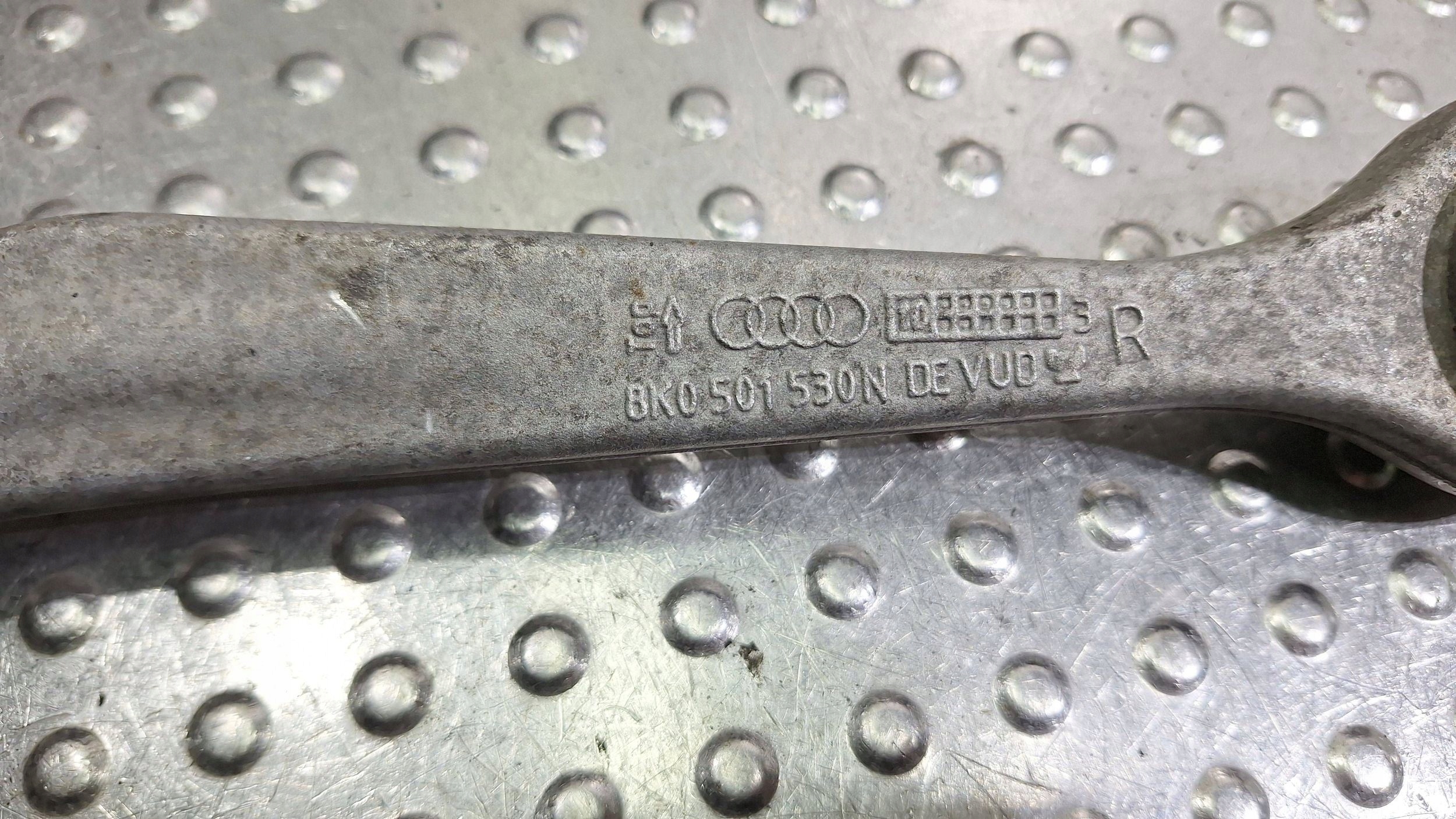 Querlenker rechts heck 8K0501530N AUDI A4 B8 A5 8T A7 A6 C7 Q5 8R