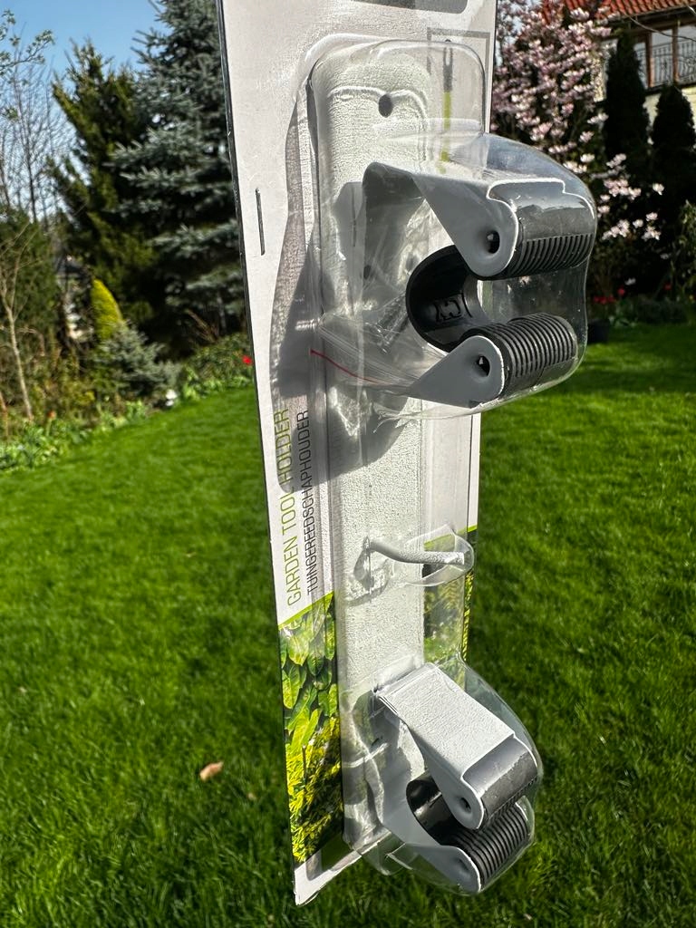 UCHWYT PODWÓJNY WIESZAK NA ŚCIANĘ NA NARZĘDZIA OGRODOWE Liczba miejsc do wieszania 2