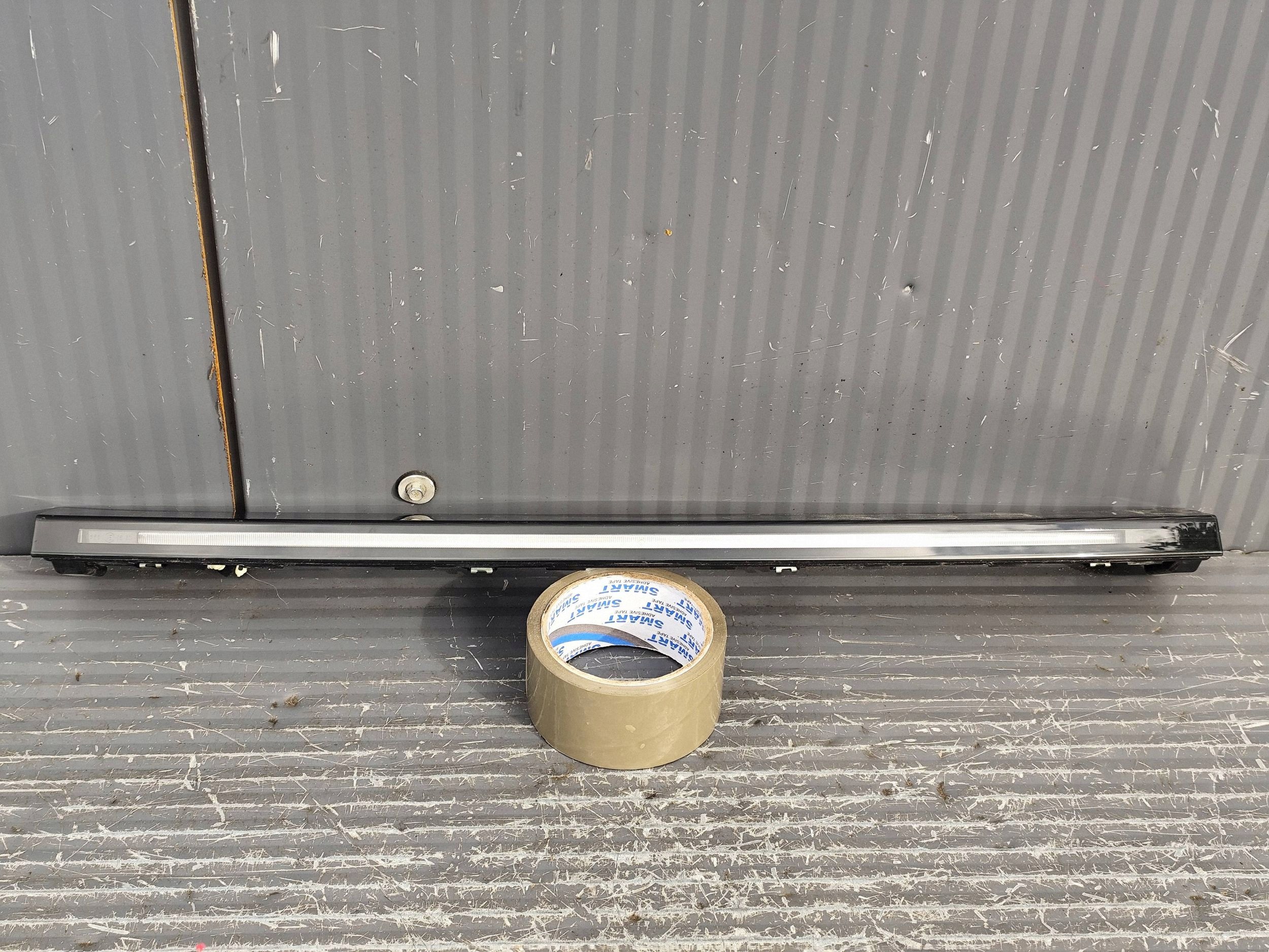 DISCOVERY SPOLT L550 third light STOP FK7213A613