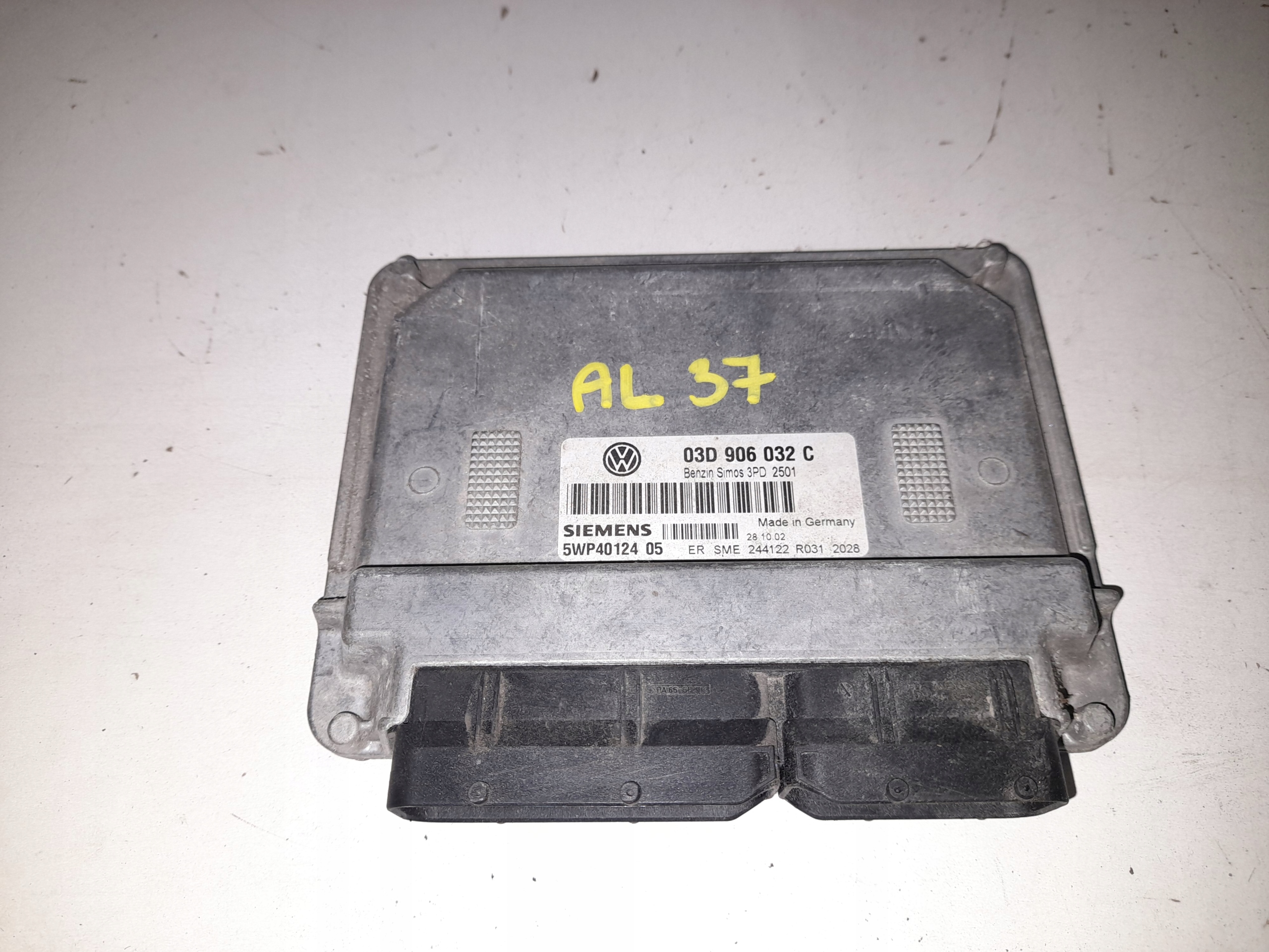 control unit of the engine 03D906032C VW SEAT SKODA AUDI