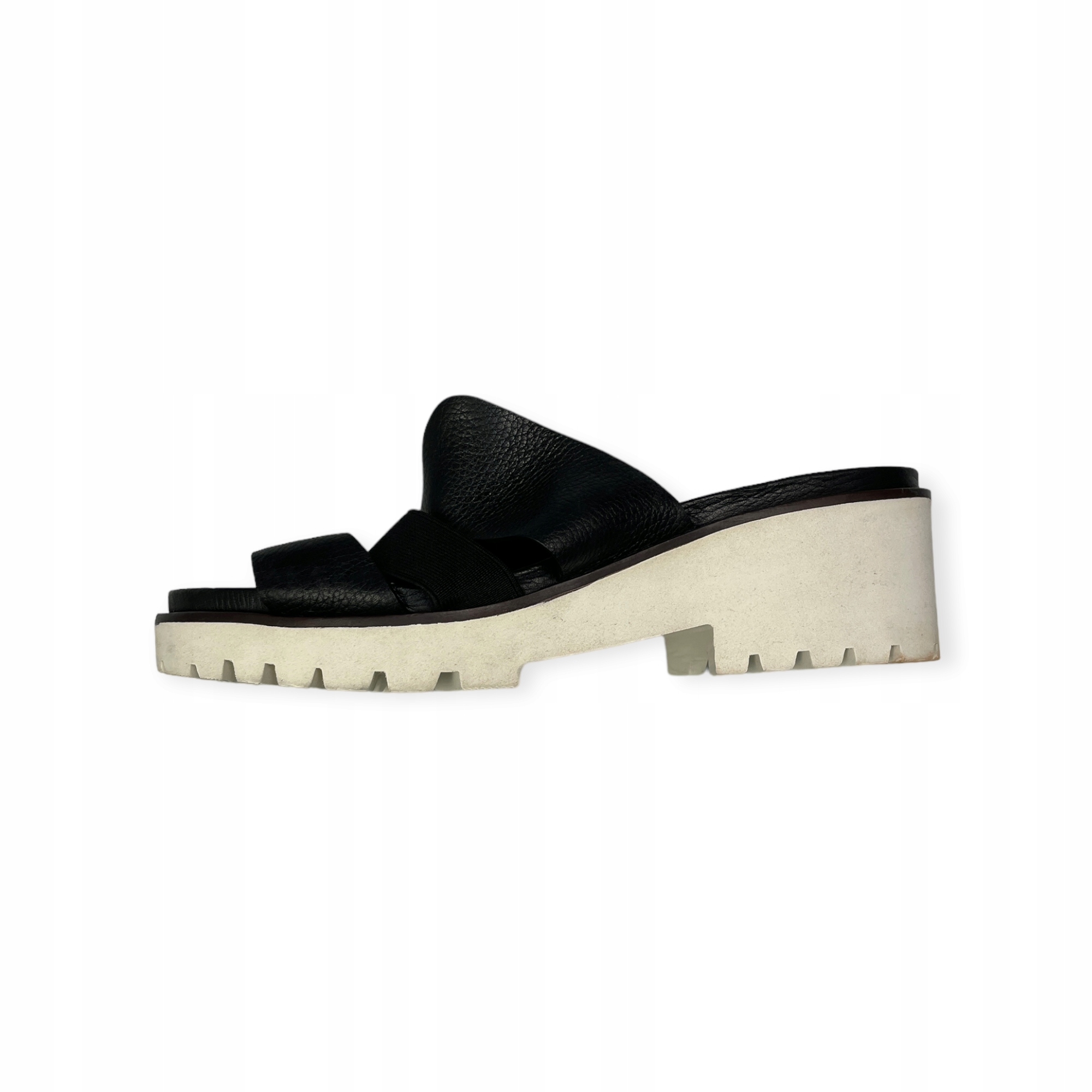 Klasické nazouváky Kenneth Cole 40