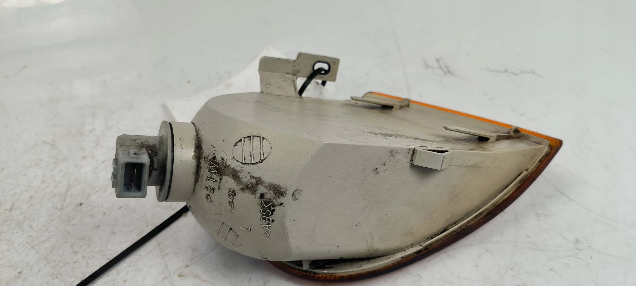 indicator left 6NO953049B VOLKSWAGEN POLO III 6N