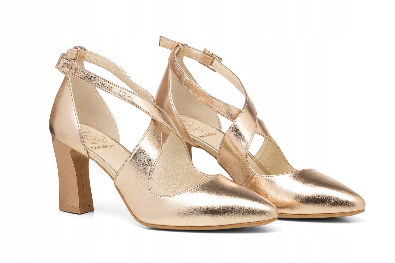 Boty s pásky a zapínáním na kotníku na sloupku z platiny Iga 38