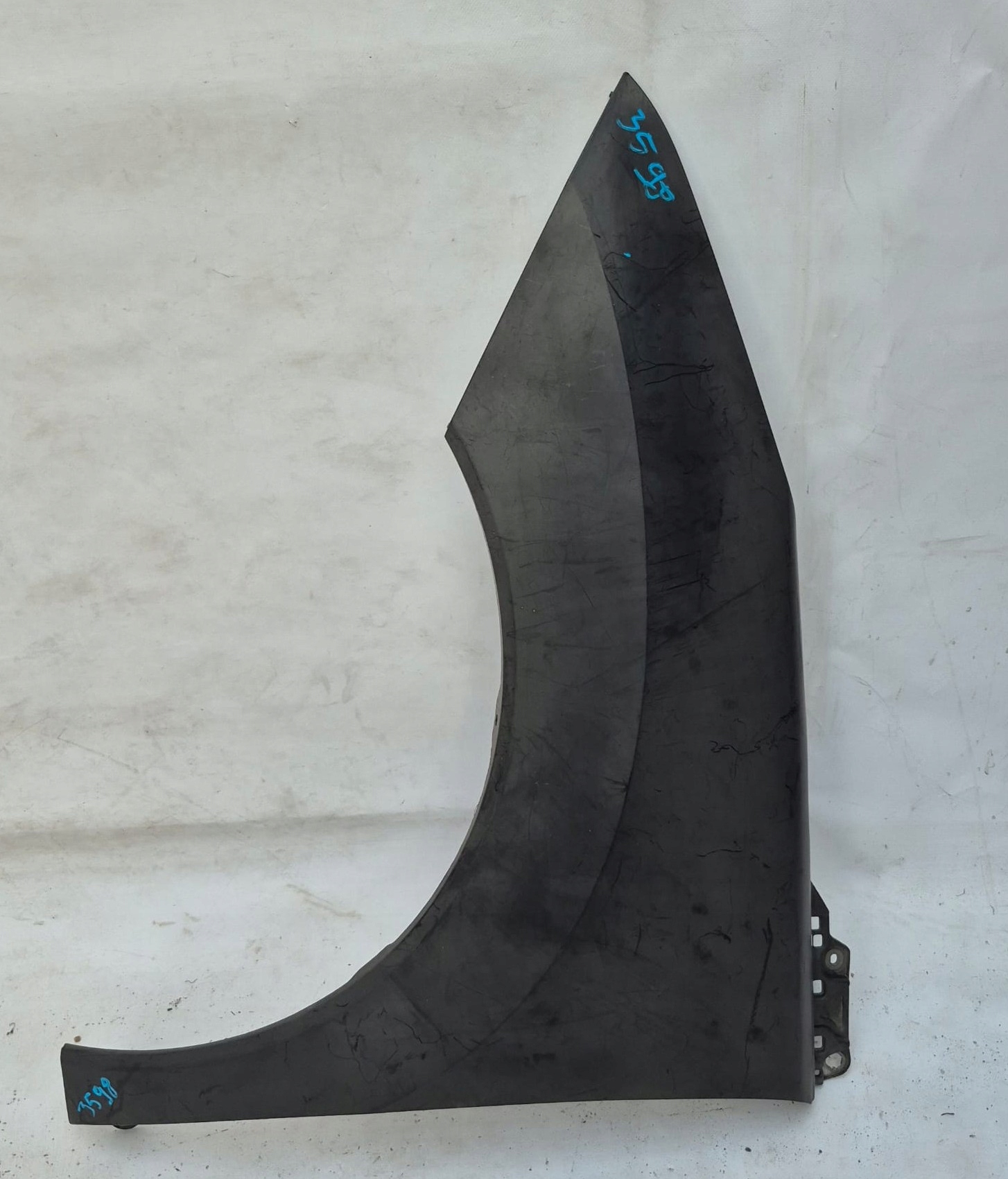 PEUGEOT 3008 and 09-16 fender left front front 9682889480