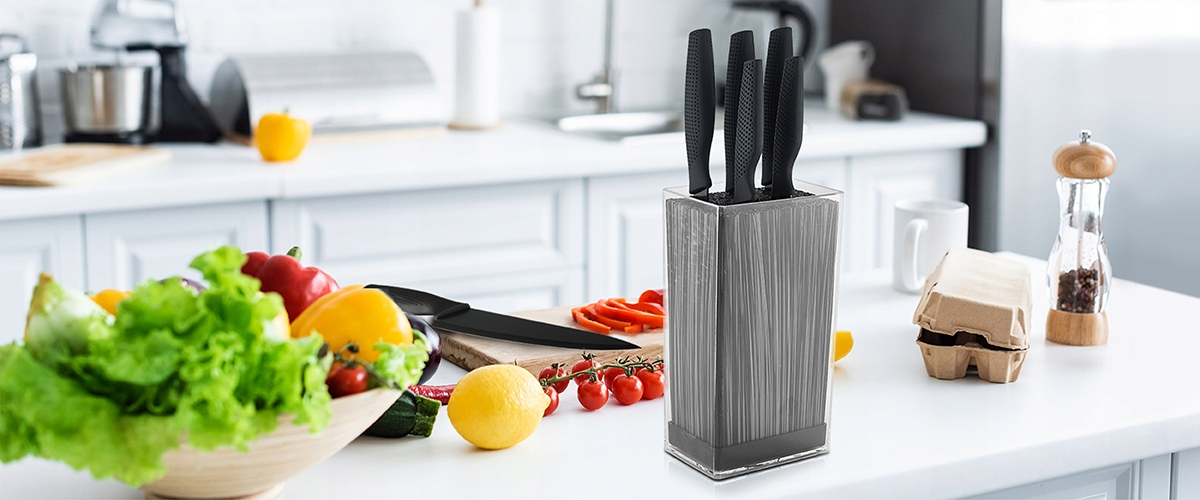 Zestaw noży 5 sztuk stojak powłoka nieprzywierająca Materiał wykonania tworzywo sztuczne