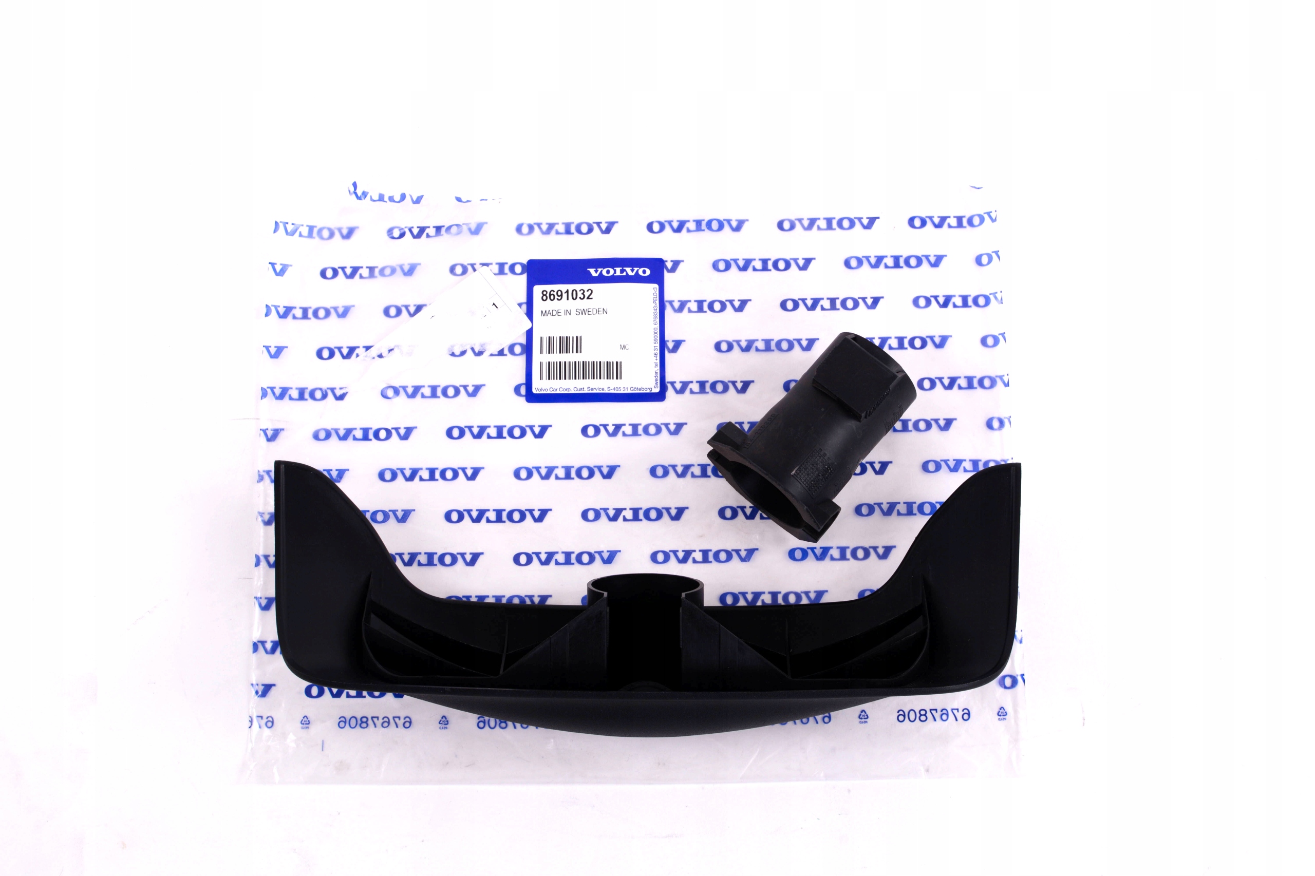 8691032 - Заглушка съемного крюка OE VOLVO S80