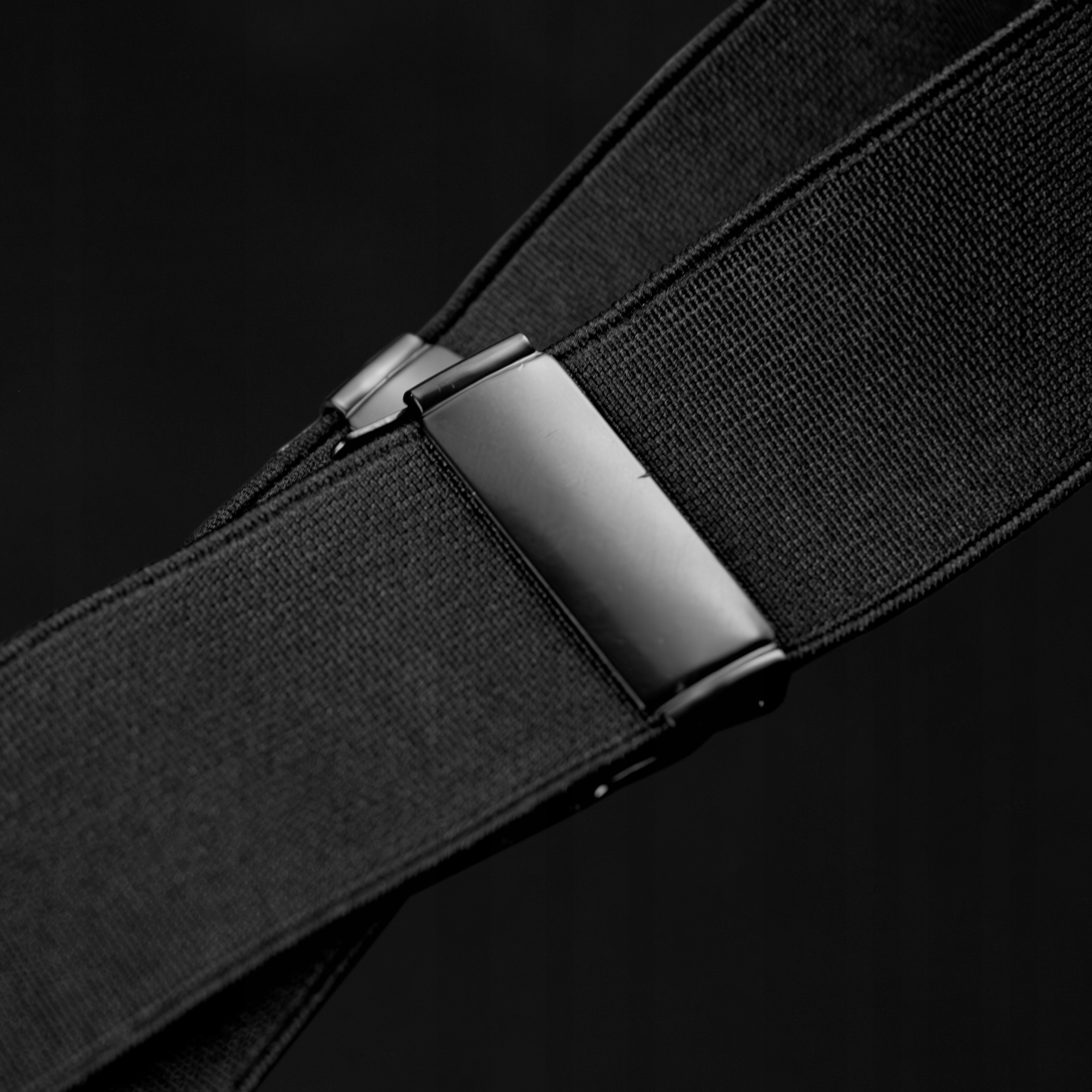 WEISNER X Black | ORYGINALNE SZELKI DO SPODNI ELEGANCKIE CZARNE KLAMRY Kolekcja SZELKI MĘSKIE CZARNE SKARPETY