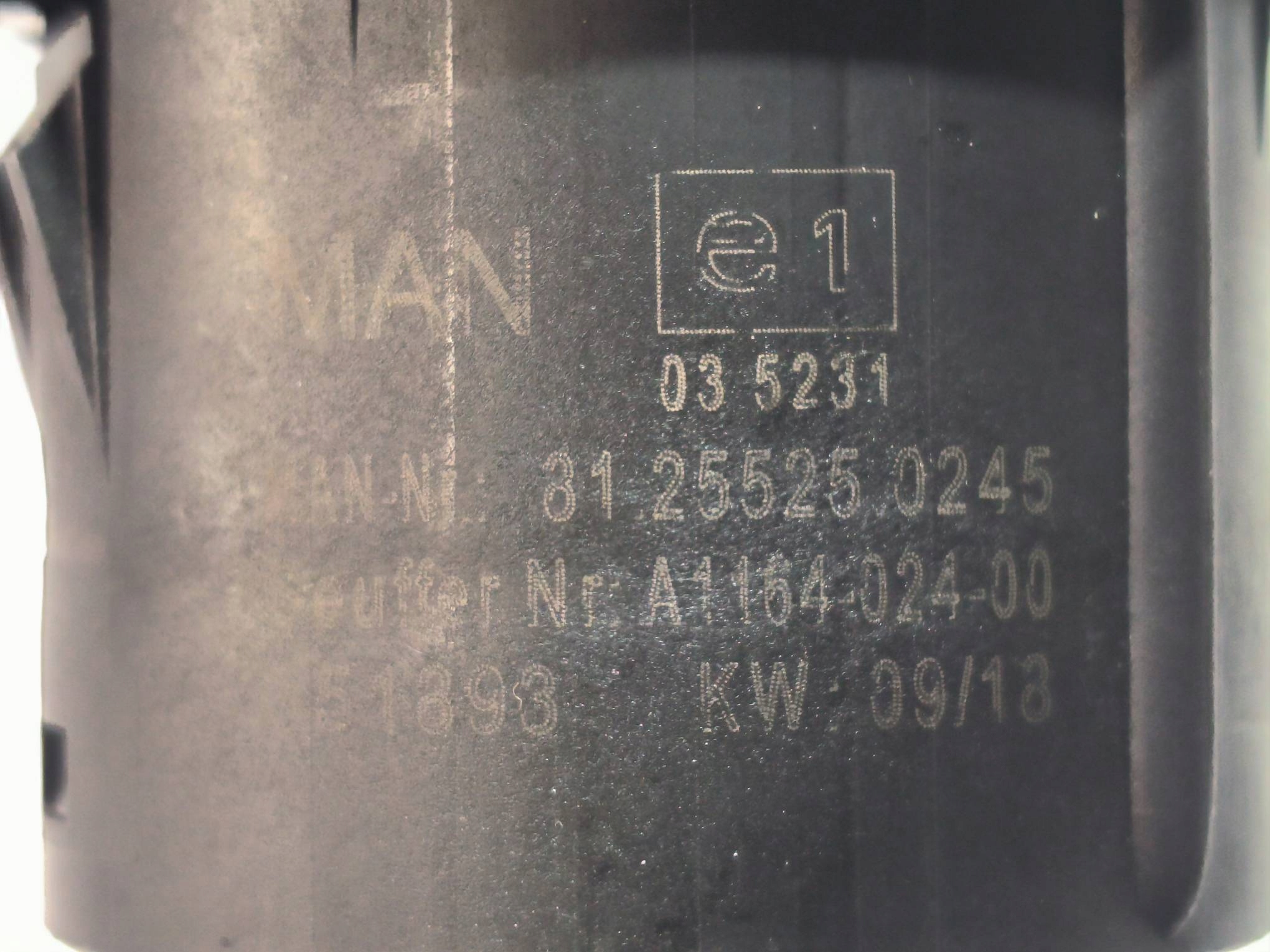 button 81.25525.0245 MAN TGX 18.440