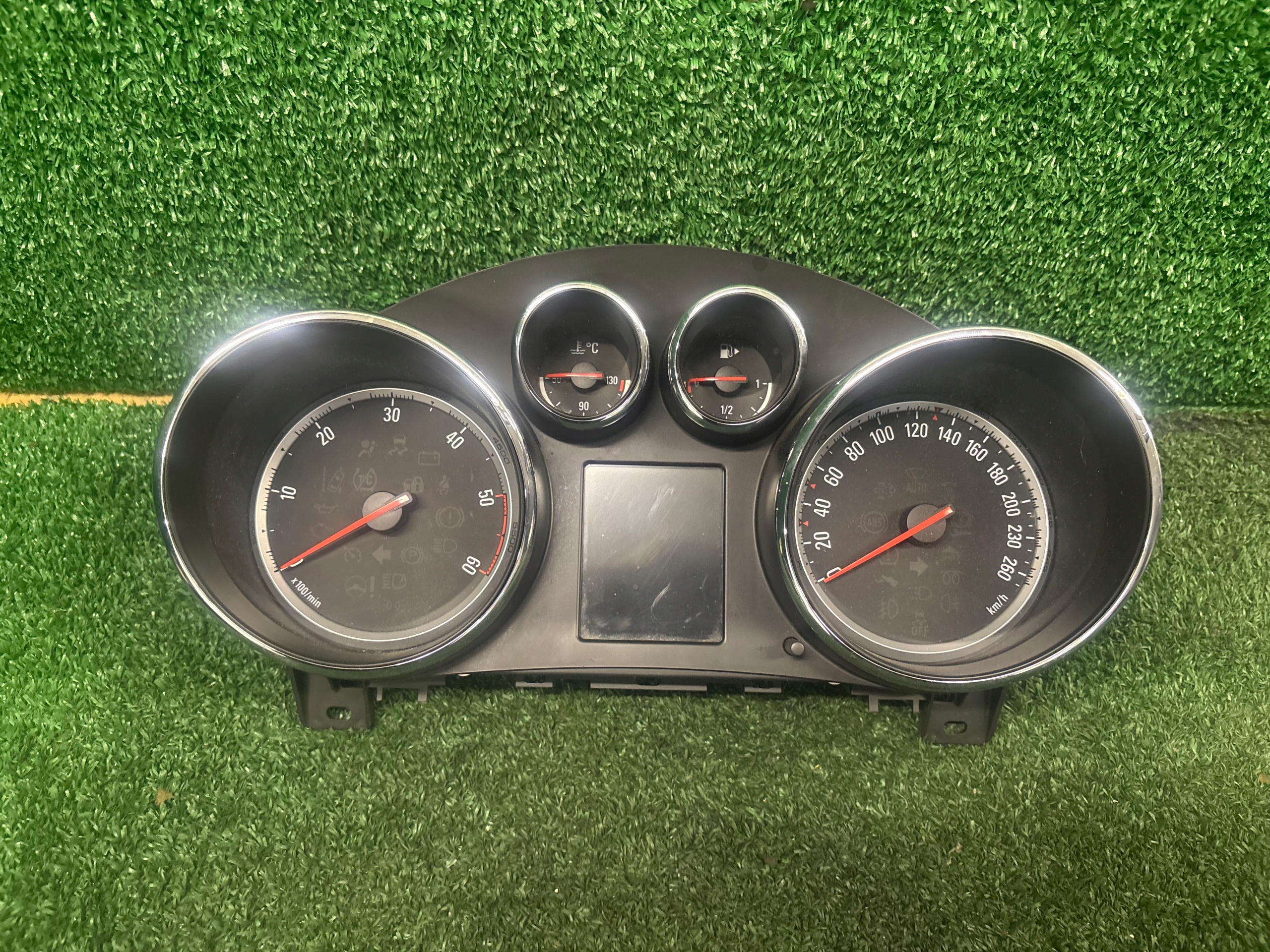dials dials OPEL ASTRA J