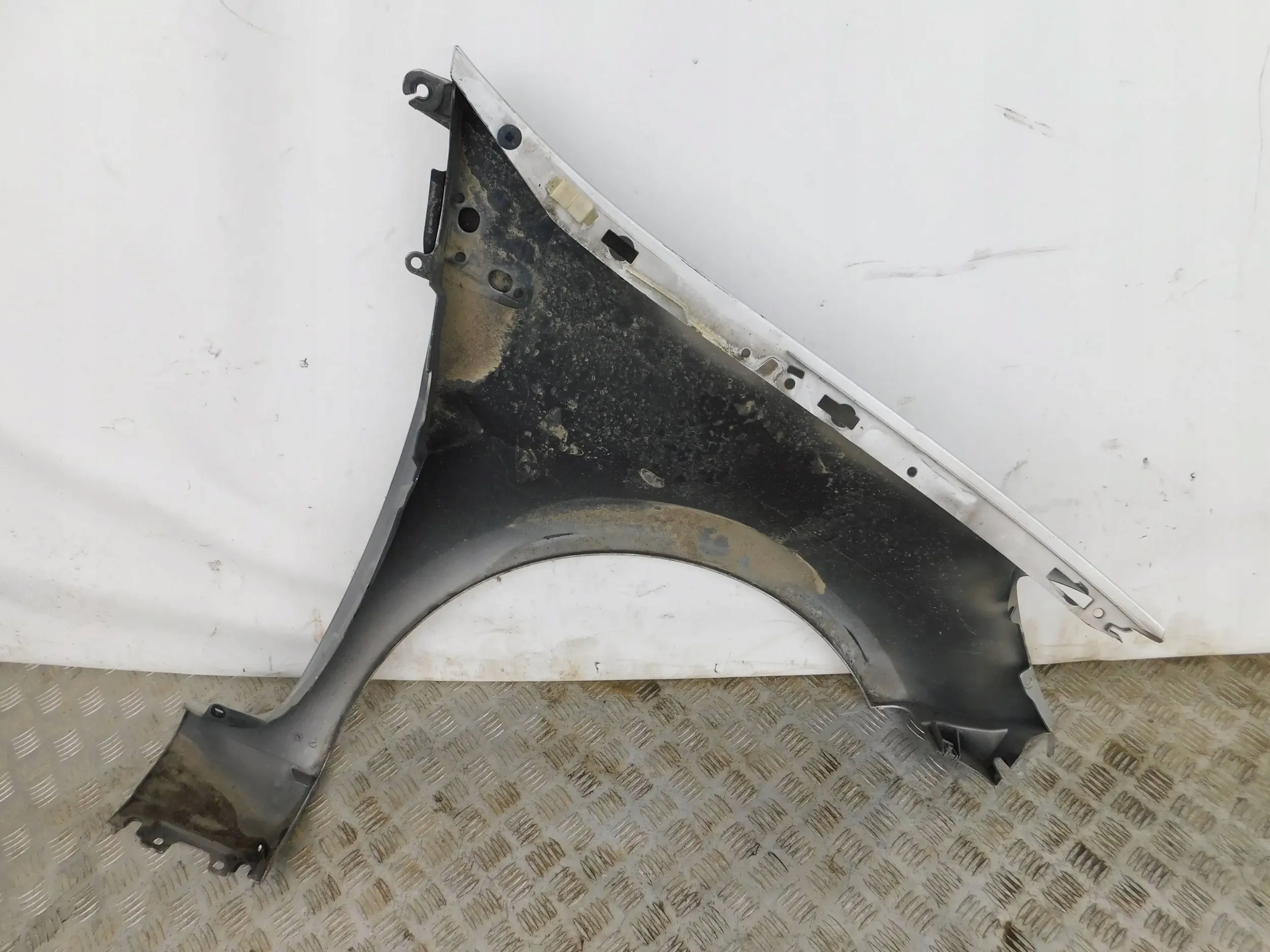 fender front front left RENAULT CLIO III 3 195