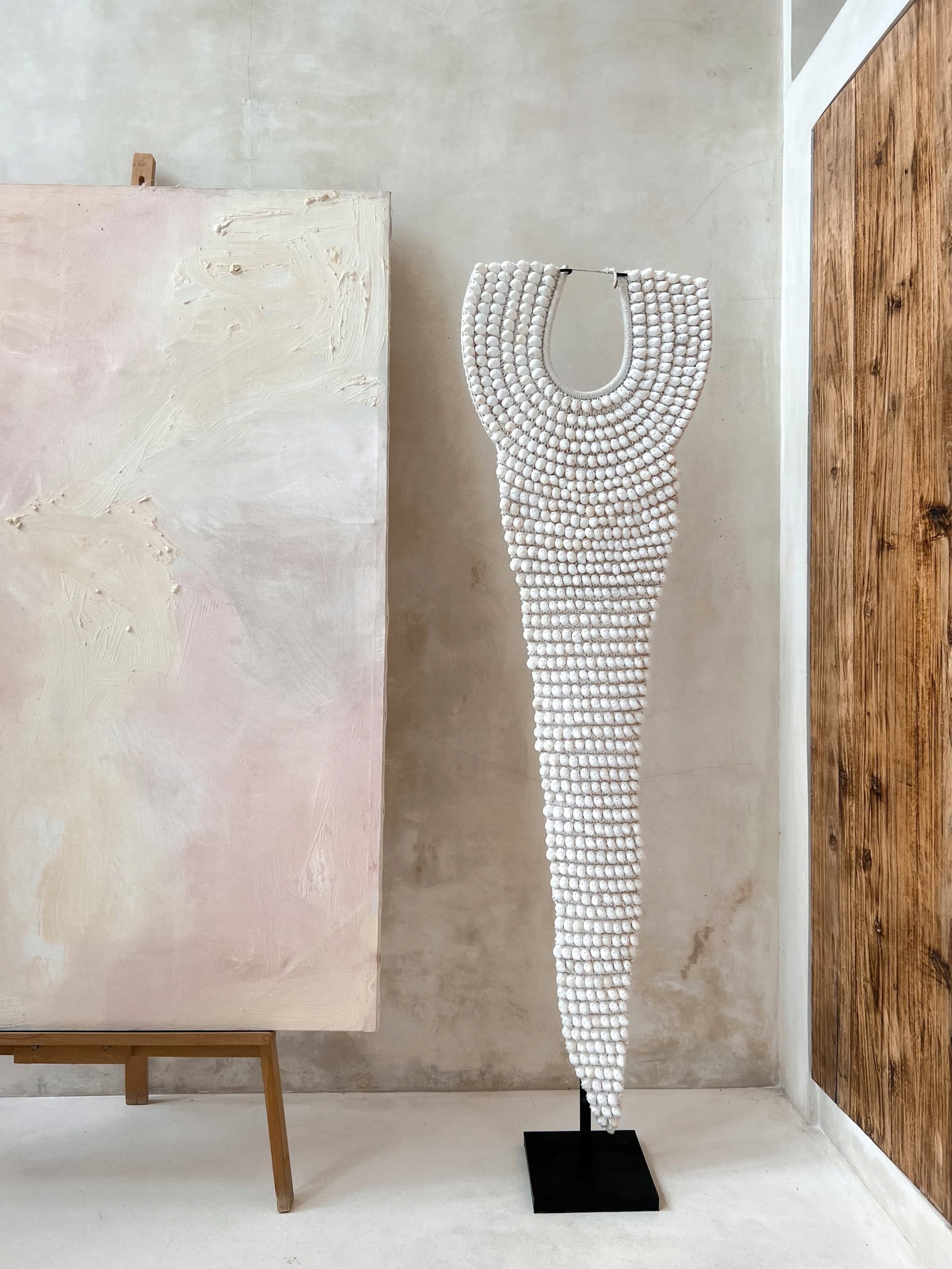 Dekorácie do domu Dekorácia Boho z mušle Ozdoba na stojane Papua XL White