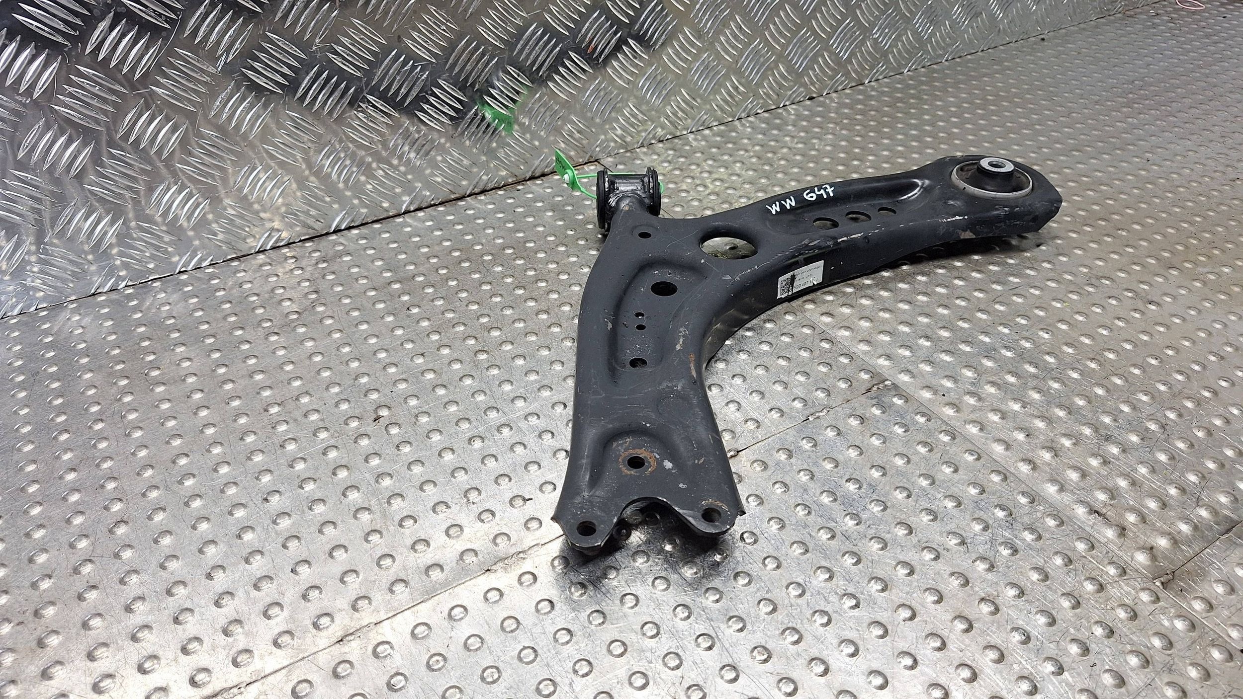arm left front 5Q0407151J AUDI A3 8V OCTAVIA III LEON III 5F GOLF VII