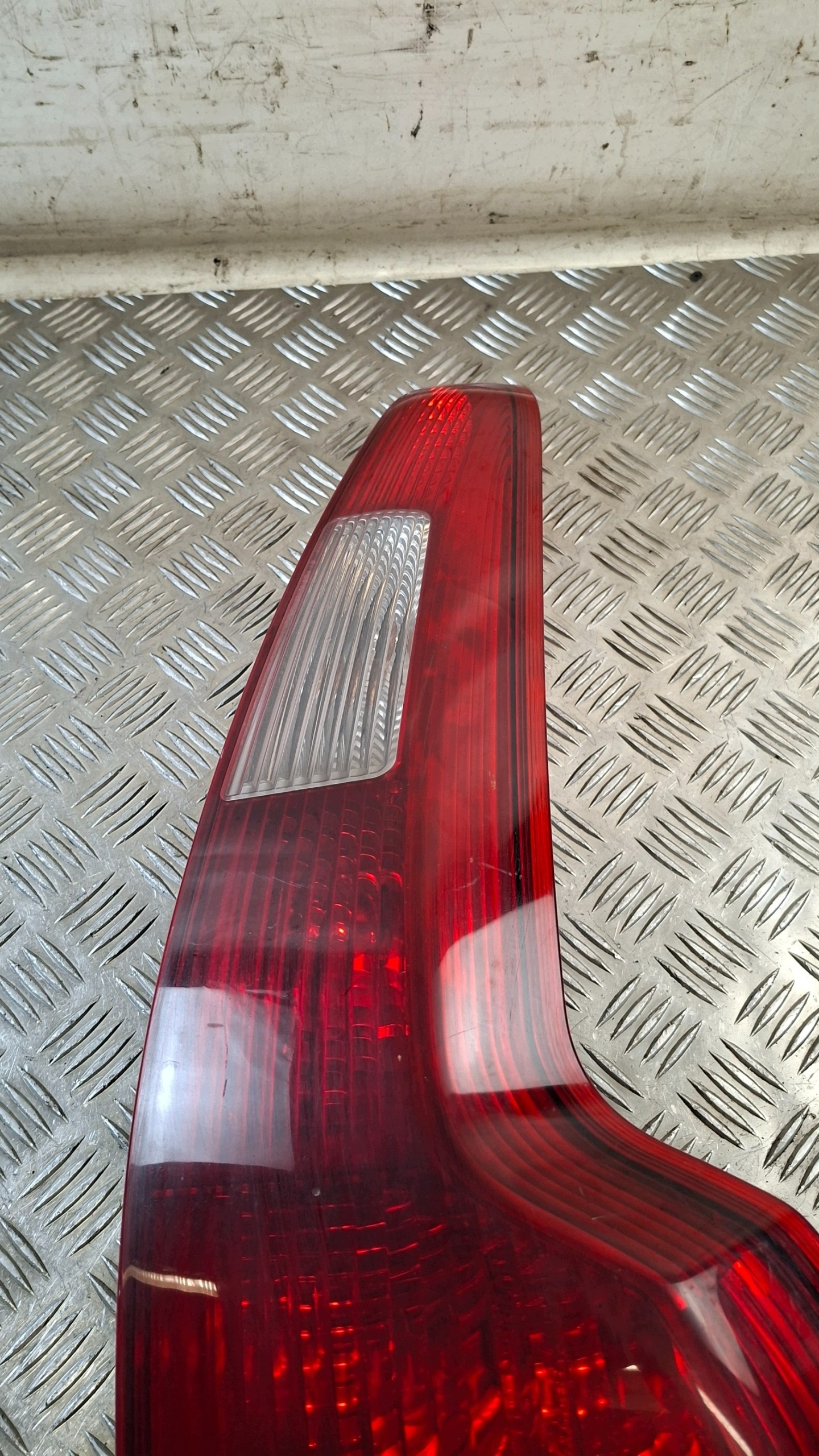 světlo pravý záď VOLVO V50