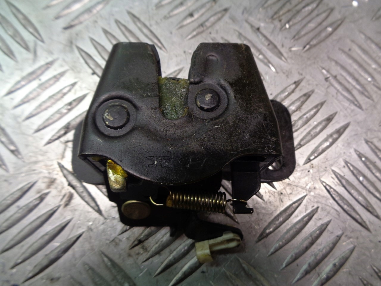 ZAMEK TYLNEJ SZYBY HYUNDAI TUCSON I