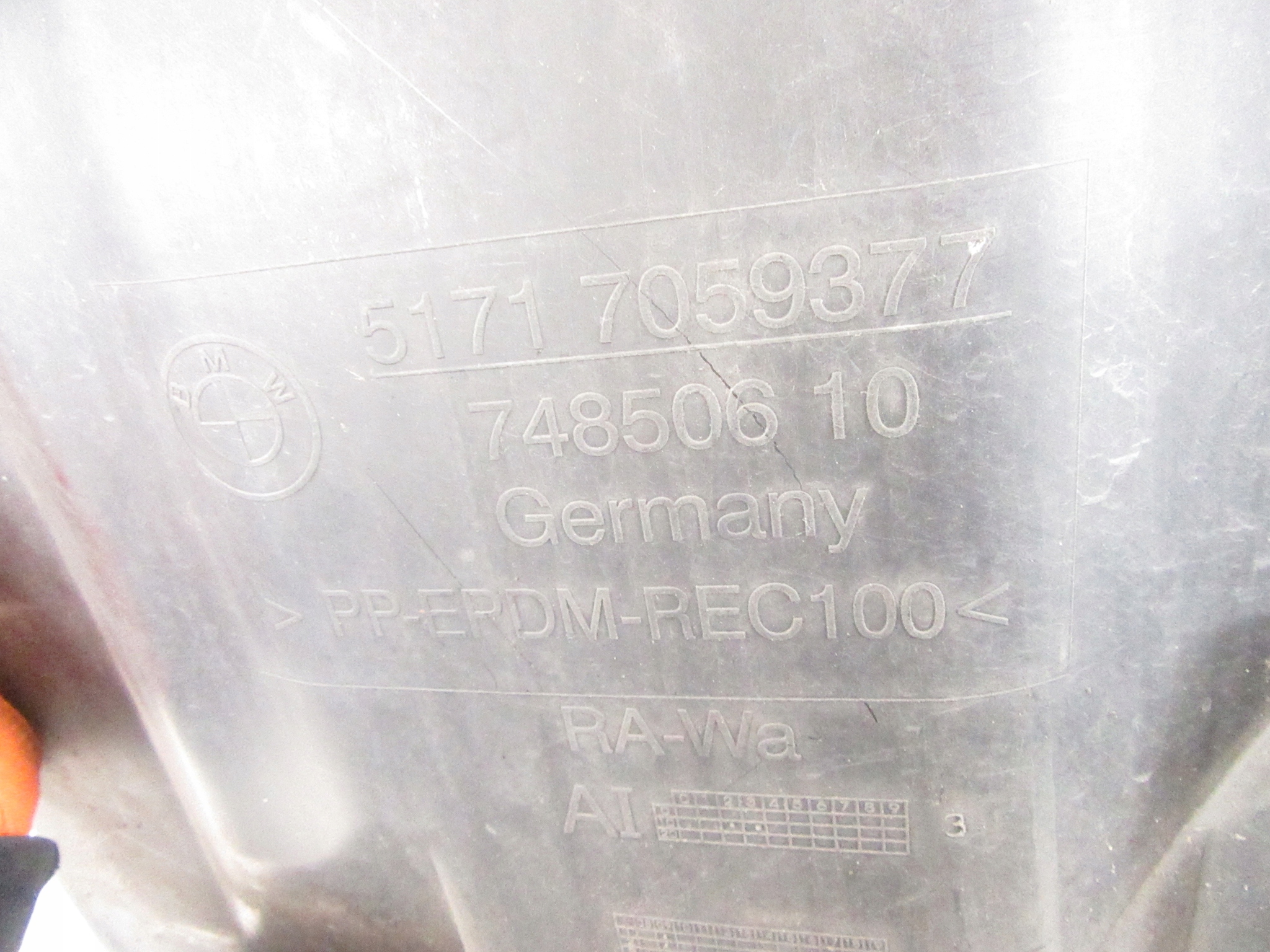 mudguard left left front part rear BMW e90 e91 sedan KOMBI