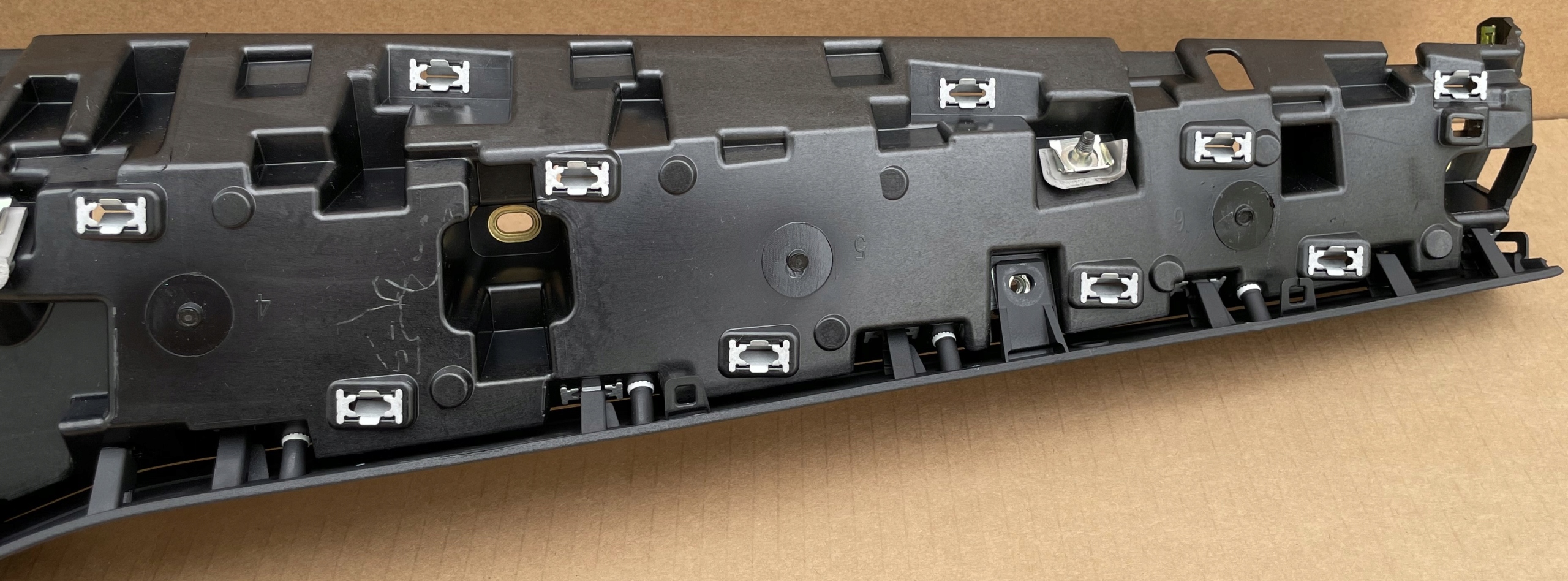 DEKOR Console AUDI A6 C8 LED Comme Neuf Original 4K1857736
